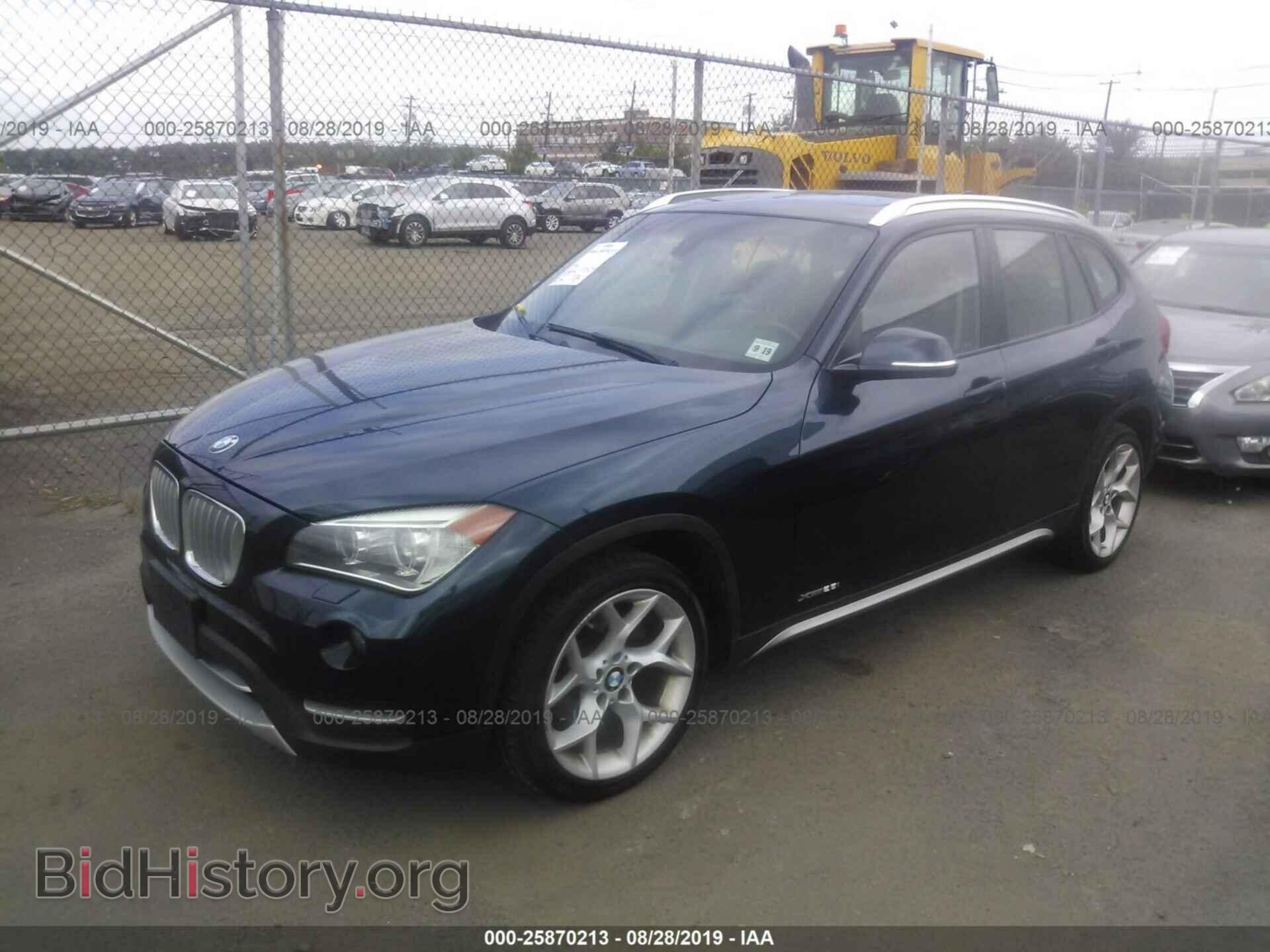 2014 BMW X1 - VIN: WBAVL1C51EVR94112 - Фото 2