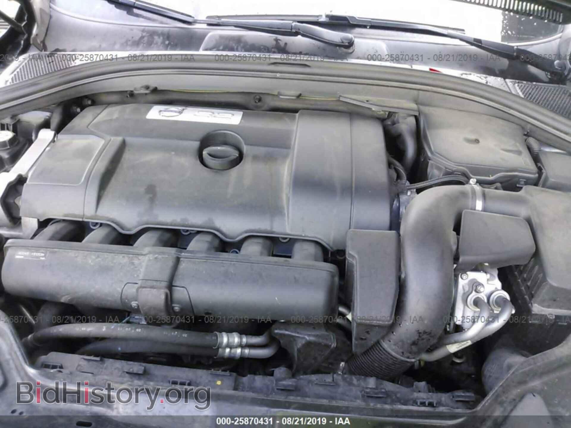 2014 VOLVO XC60 - VIN: YV4952DL4E2550240 - Фото 10