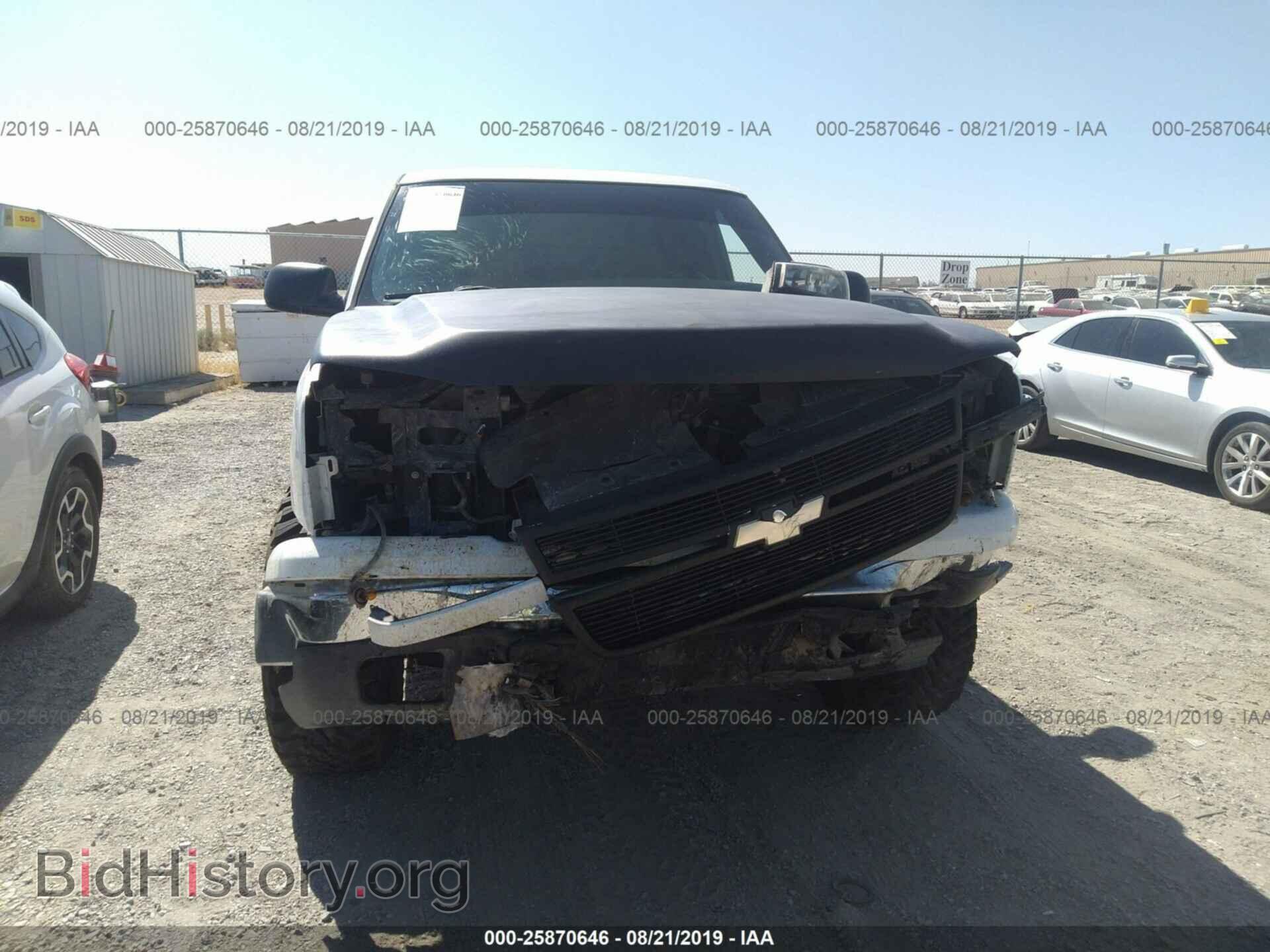 2006 CHEVROLET SILVERADO - VIN: 2GCEC19T561111110 - Фото 6