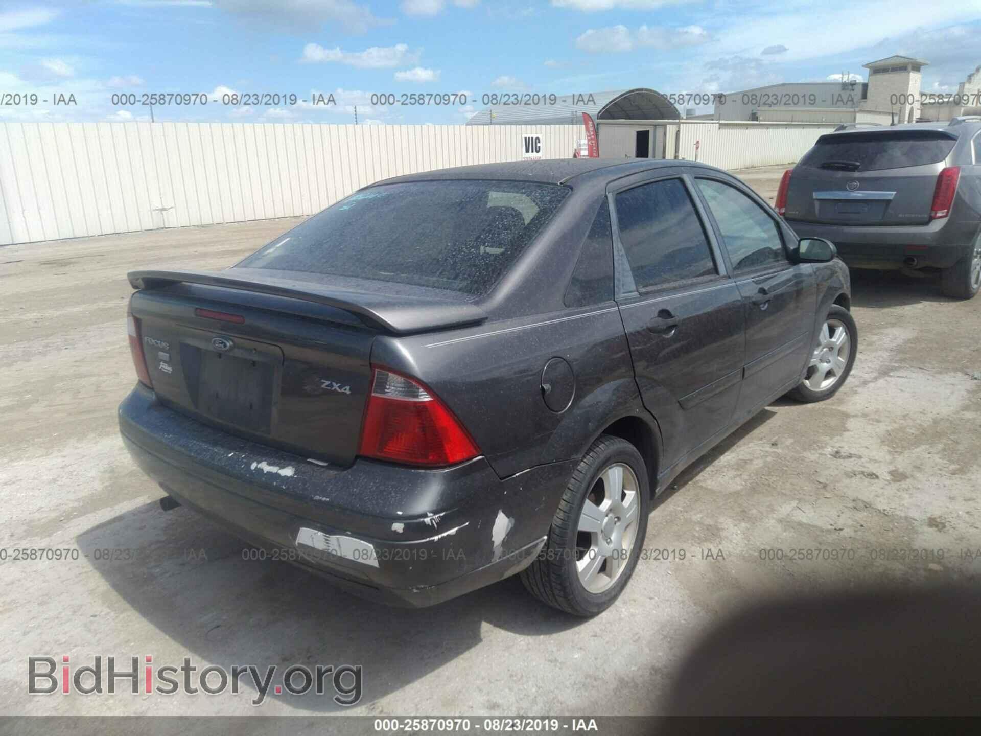 2006 FORD FOCUS - VIN: 1FAFP34N36W108704 - Фото 4