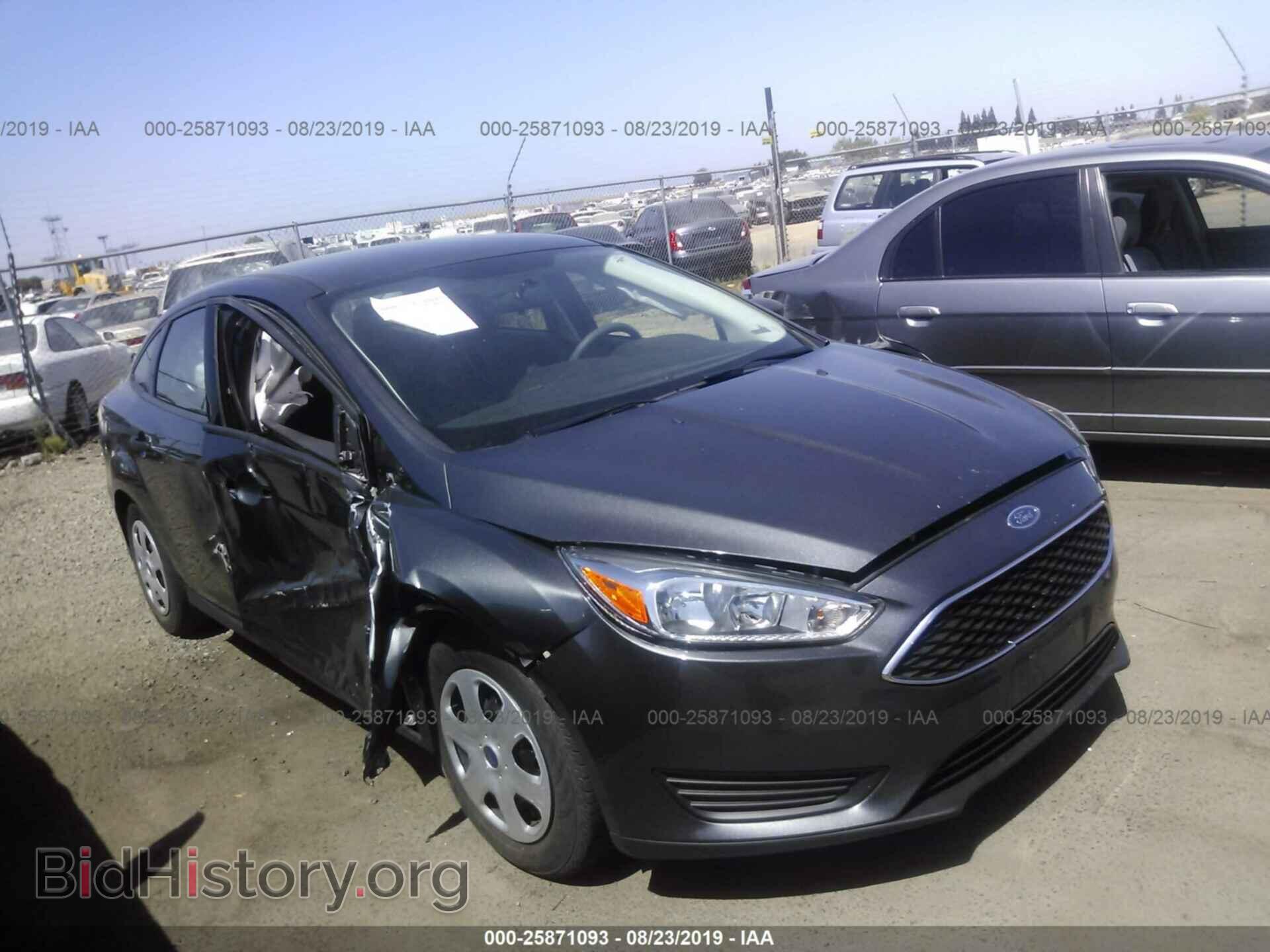 Photo 1FADP3E25GL388110 - FORD FOCUS 2016