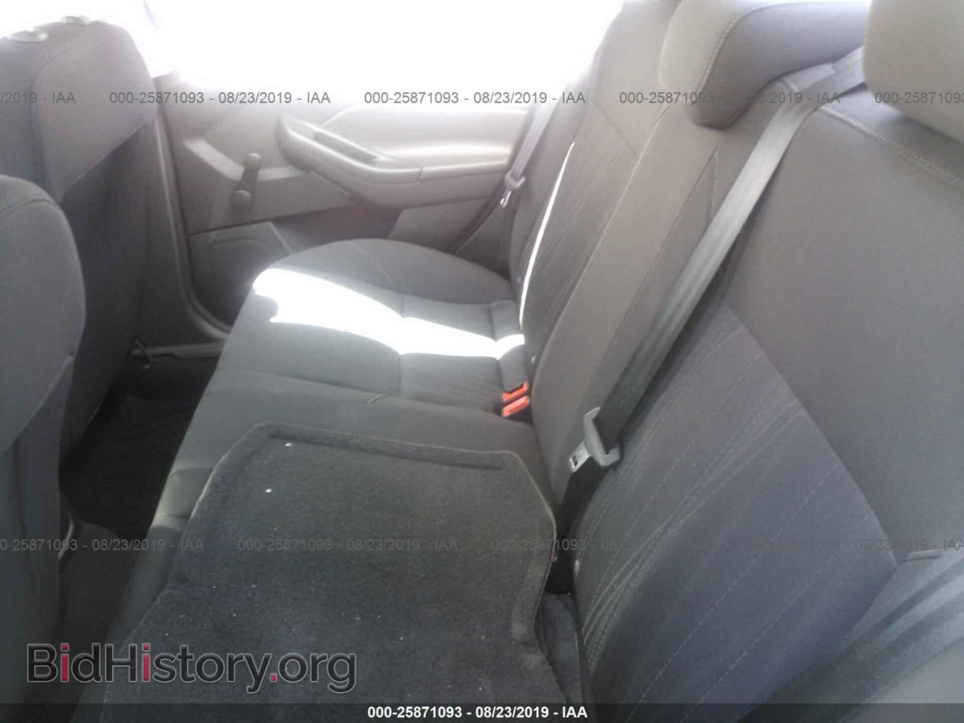 2016 FORD FOCUS - VIN: 1FADP3E25GL388110 - Фото 8