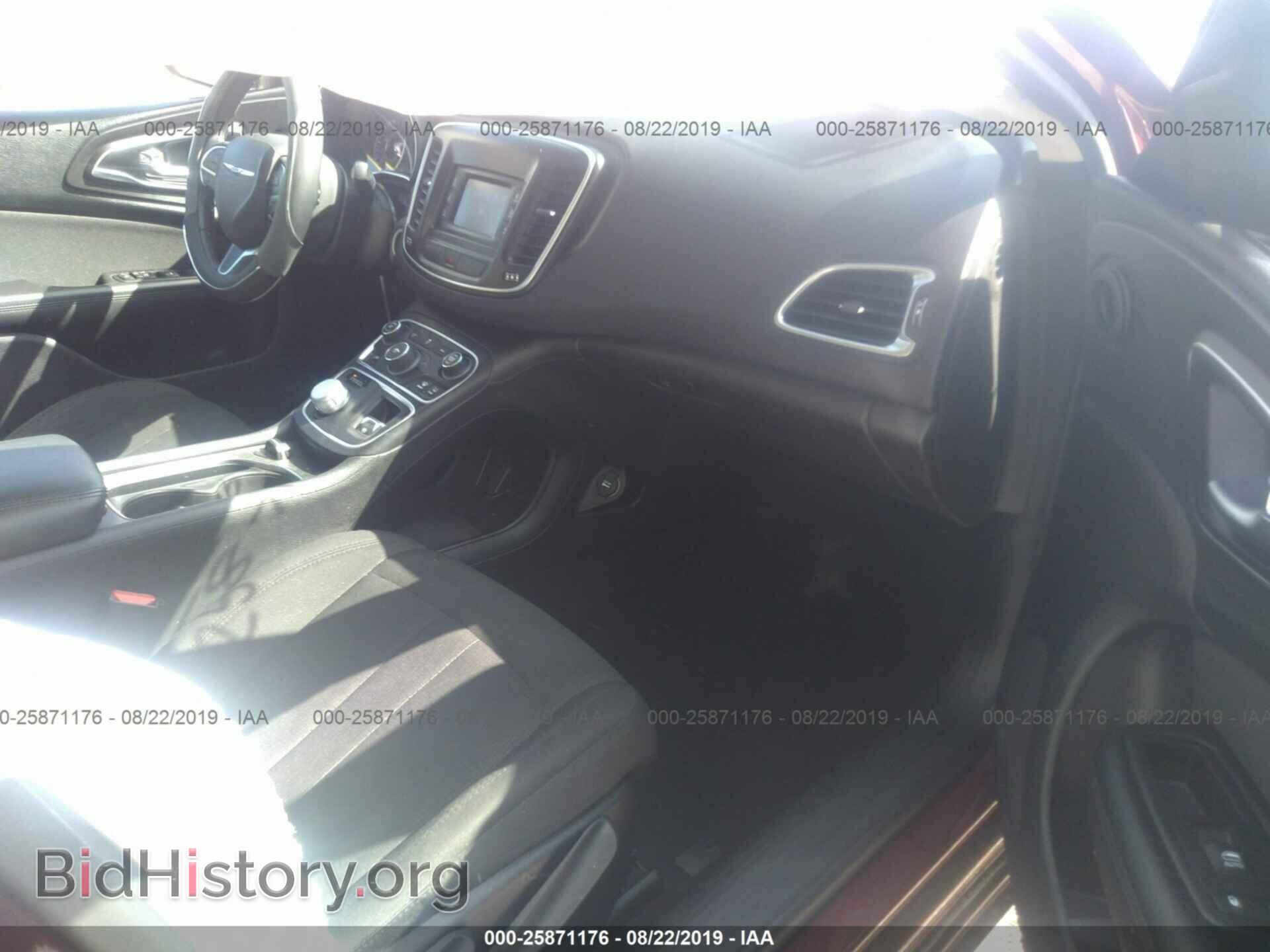 2016 CHRYSLER 200 - VIN: 1C3CCCABXGN105765 - Фото 5