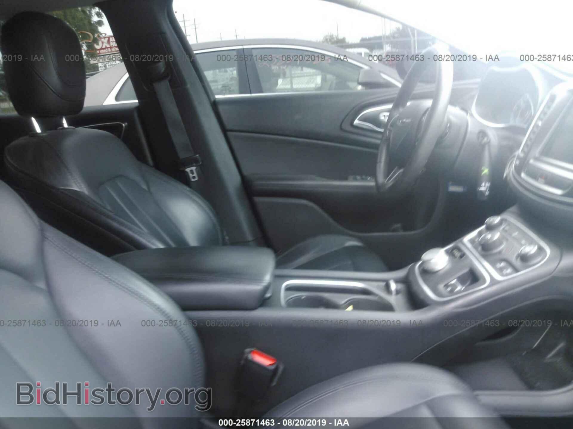 2016 CHRYSLER 200 - VIN: 1C3CCCABXGN178425 - Photo 5