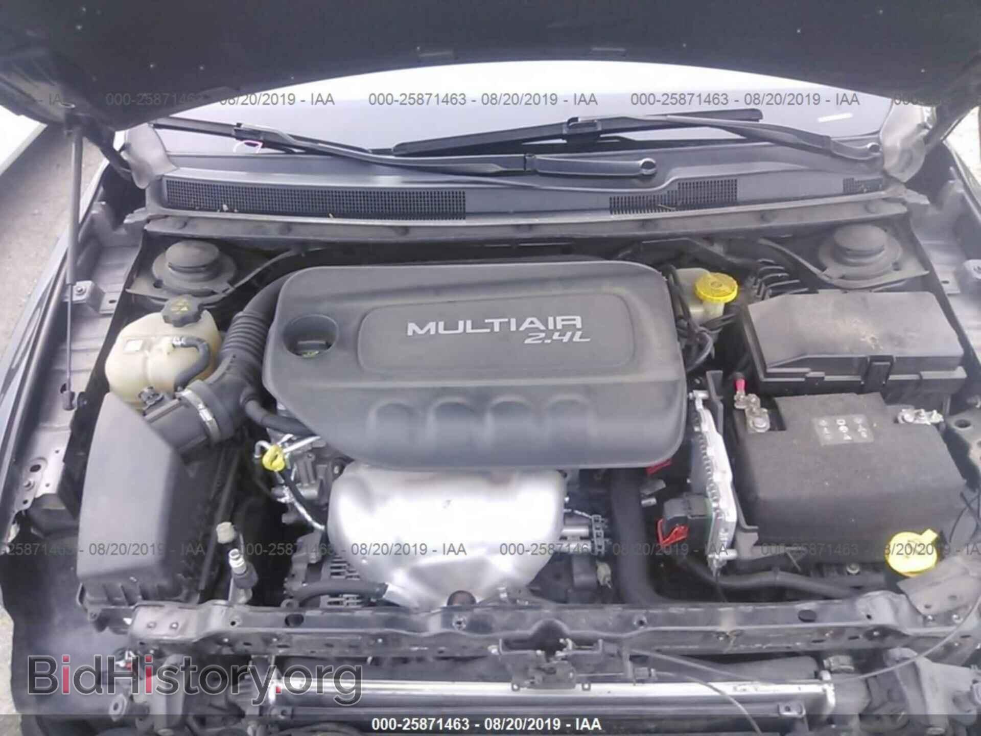 2016 CHRYSLER 200 - VIN: 1C3CCCABXGN178425 - Photo 10