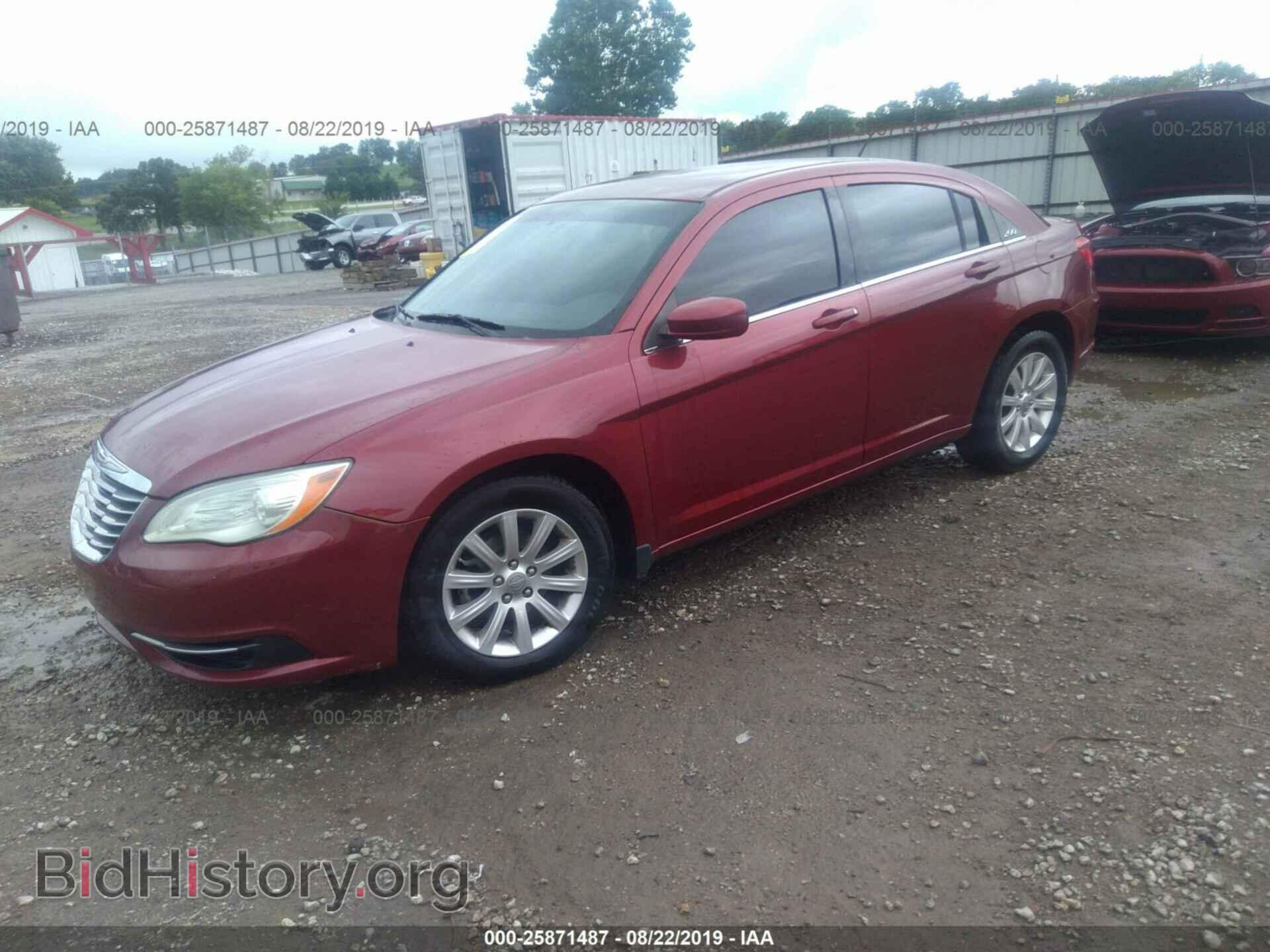 2012 CHRYSLER 200 - VIN: 1C3CCBBB2CN146295 - Фото 2