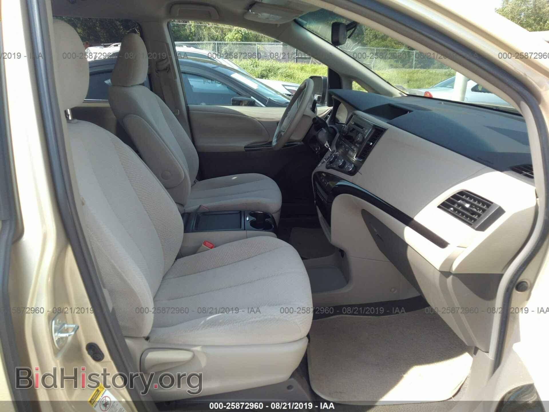 2011 TOYOTA SIENNA - VIN: 5TDKK3DC4BS038257 - Фото 5