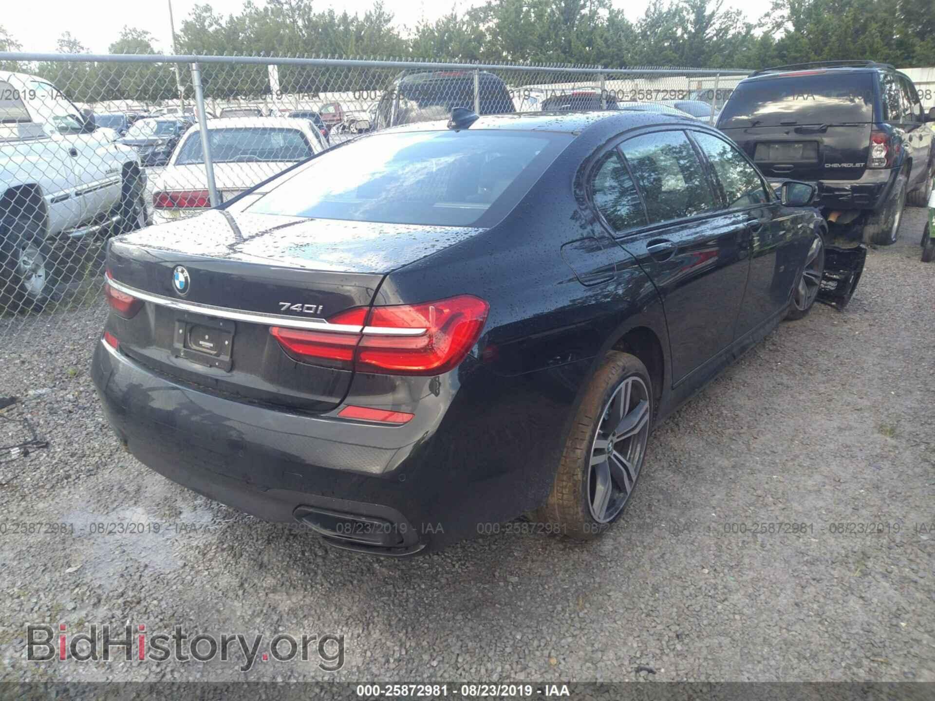 2019 BMW 740 - VIN: WBA7E2C58KB218324 - Фото 4