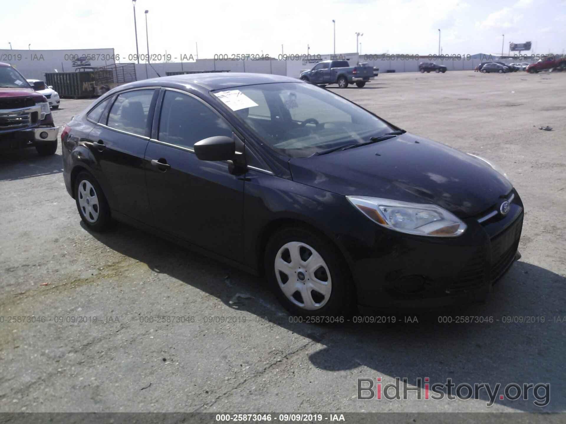 Фотография 1FAHP3E24CL323972 - FORD FOCUS 2012