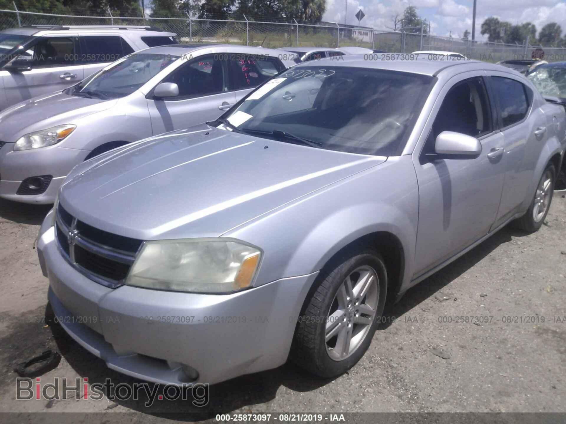 2010 DODGE AVENGER - VIN: 1B3CC5FB8AN175953 - Photo 2