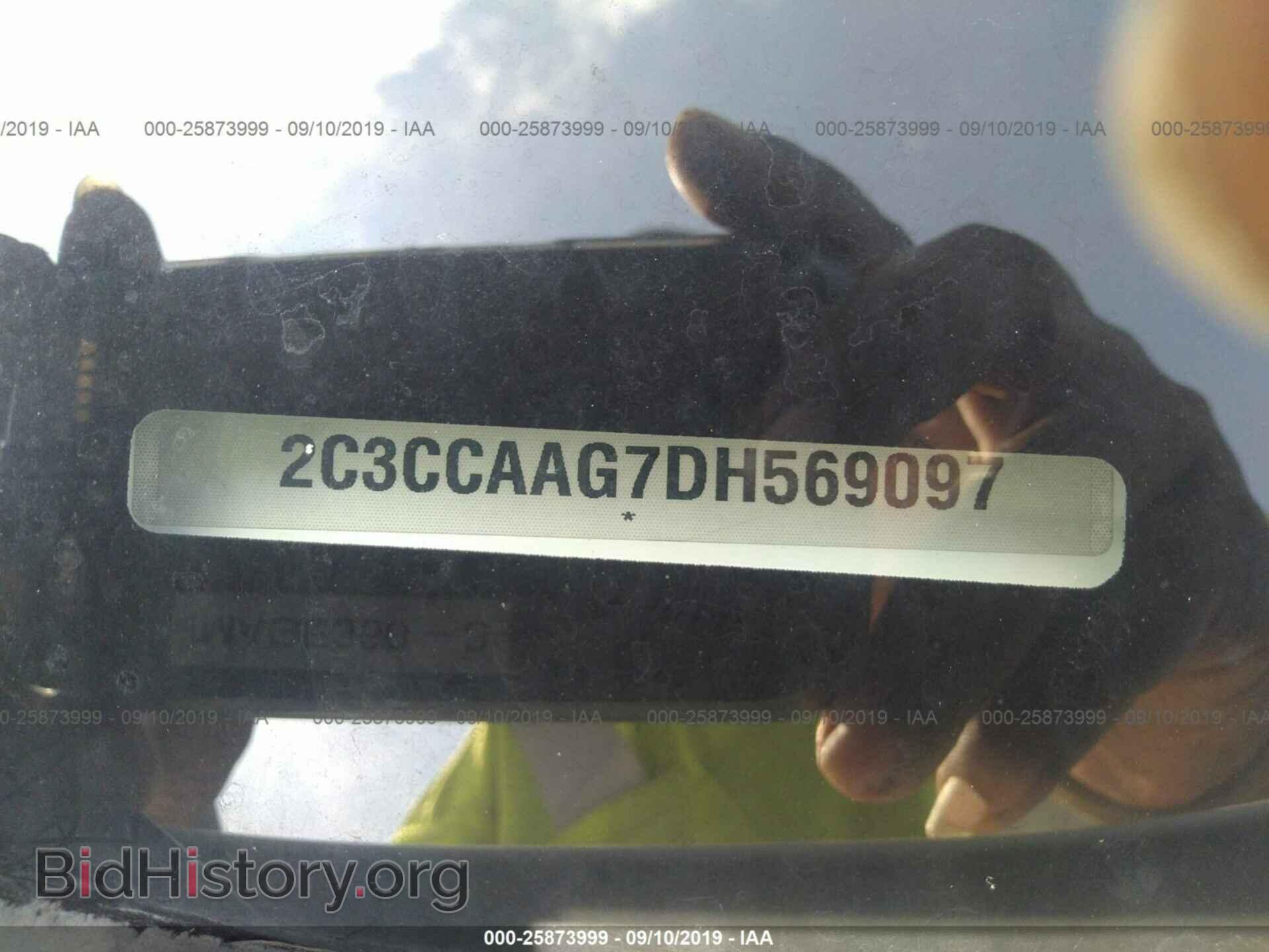 2013 CHRYSLER 300 - VIN: 2C3CCAAG7DH569097 - Фото 9
