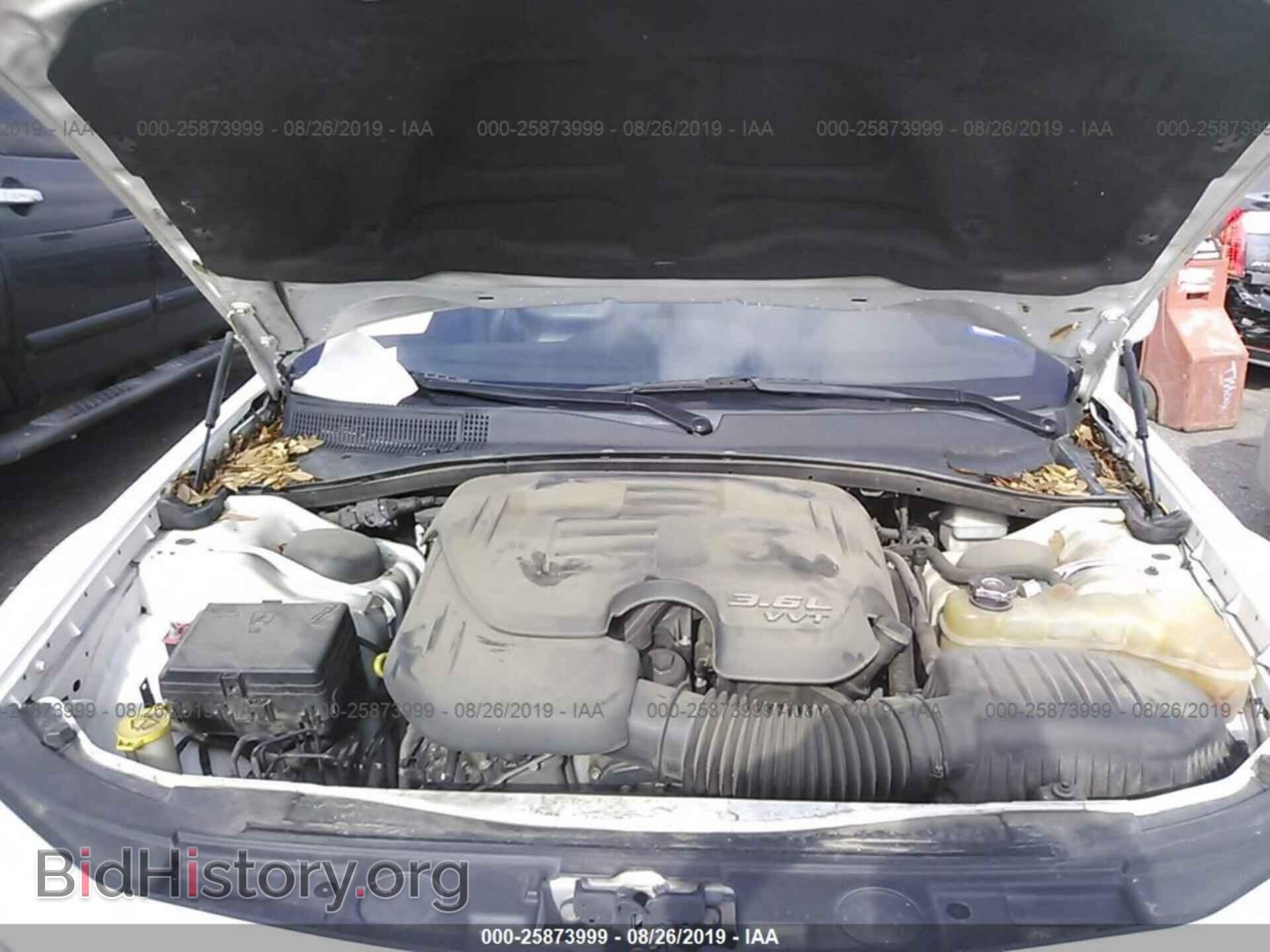 2013 CHRYSLER 300 - VIN: 2C3CCAAG7DH569097 - Фото 10