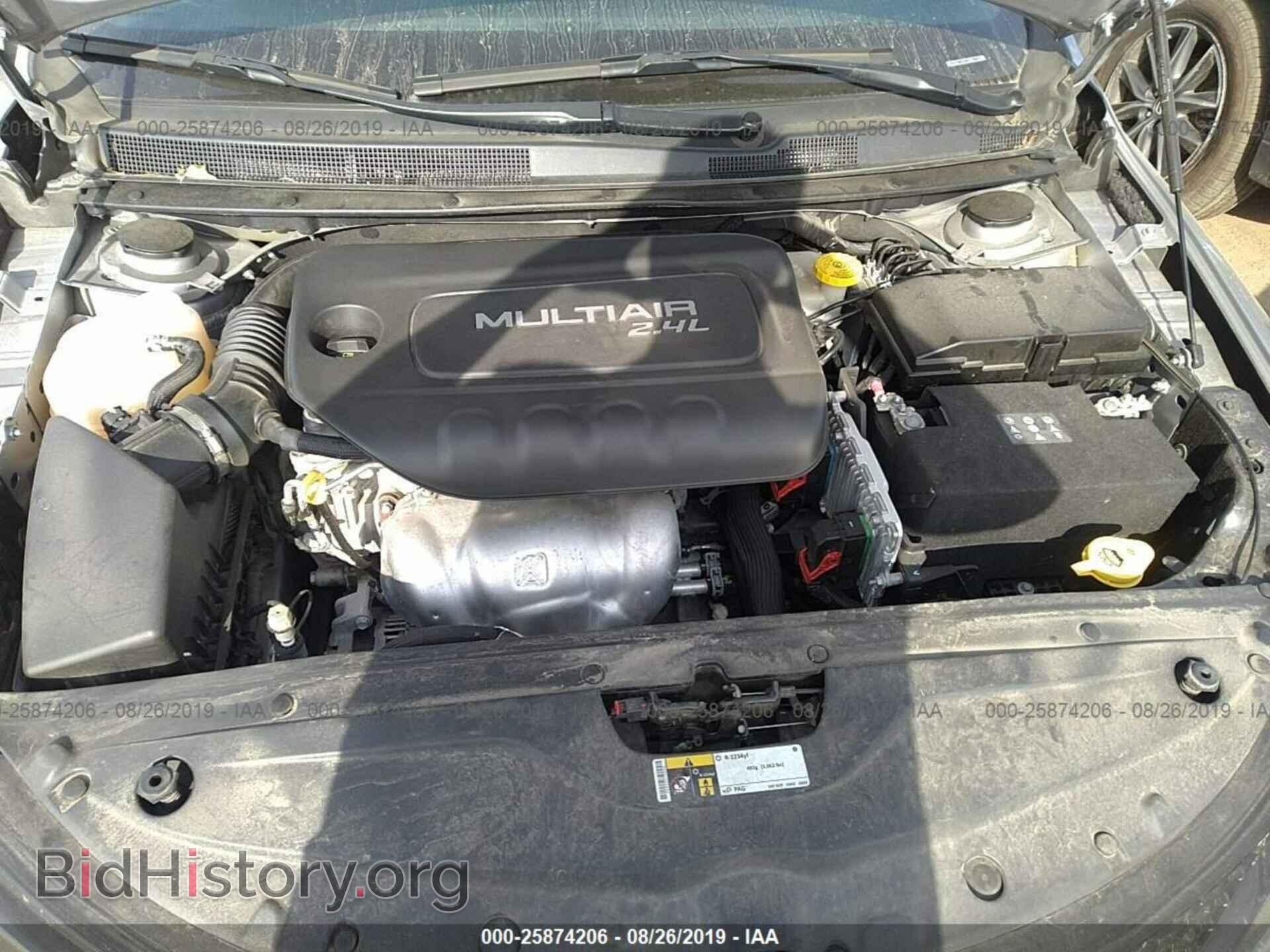 2016 CHRYSLER 200 - VIN: 1C3CCCBB4GN117909 - Photo 10