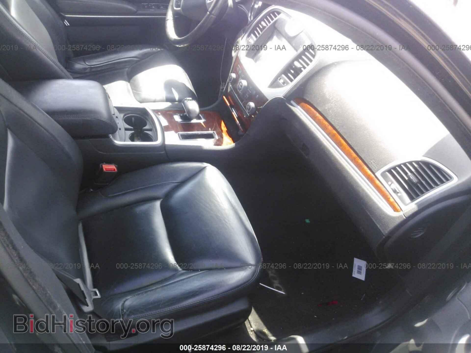 2013 CHRYSLER 300 - VIN: 2C3CCAAG7DH572503 - Фото 5