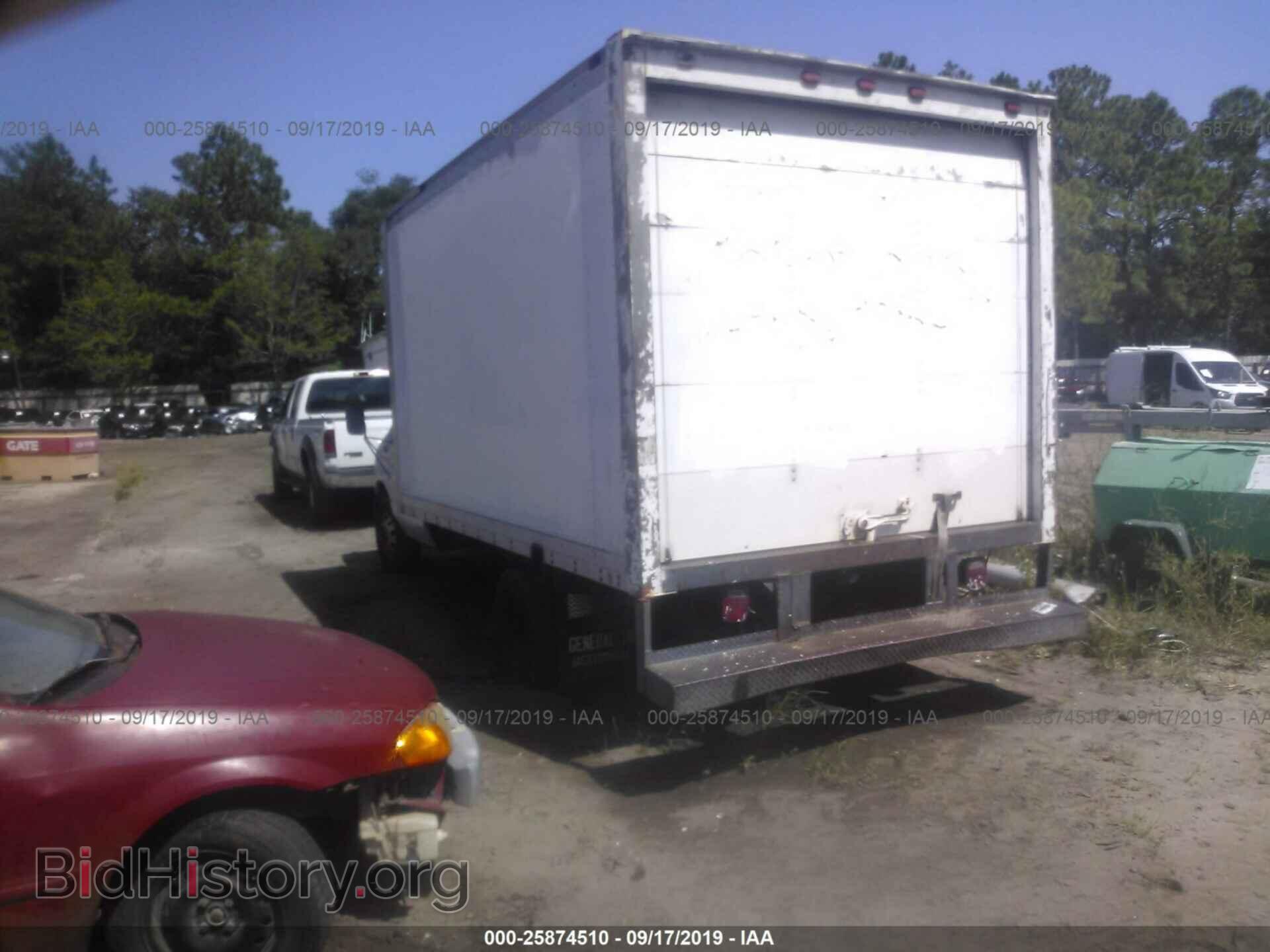 2002 FORD ECONOLINE - VIN: 1FDWE35L82HB73880 - Фото 3