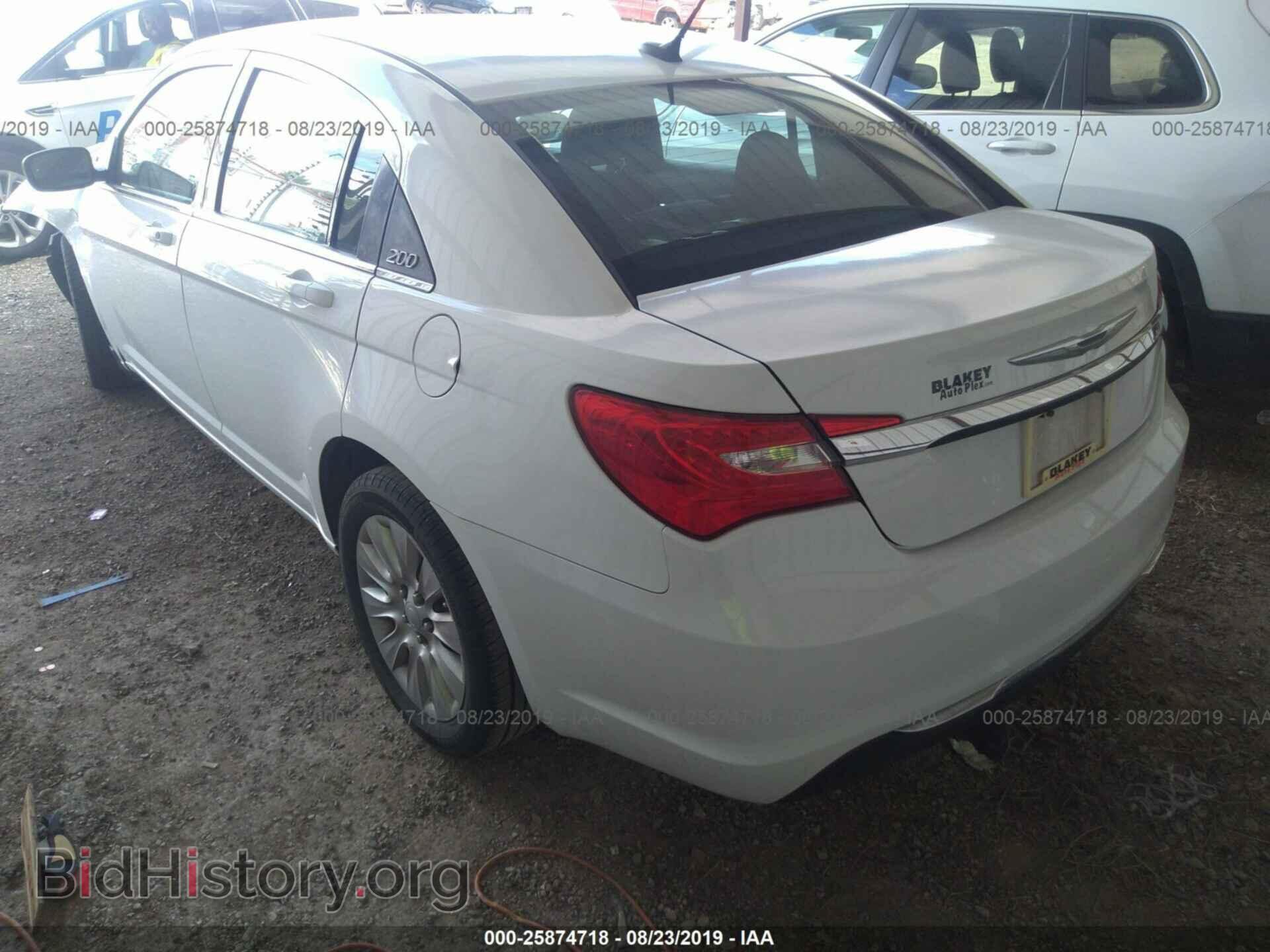 2014 CHRYSLER 200 - VIN: 1C3CCBAB6EN209094 - Фото 3