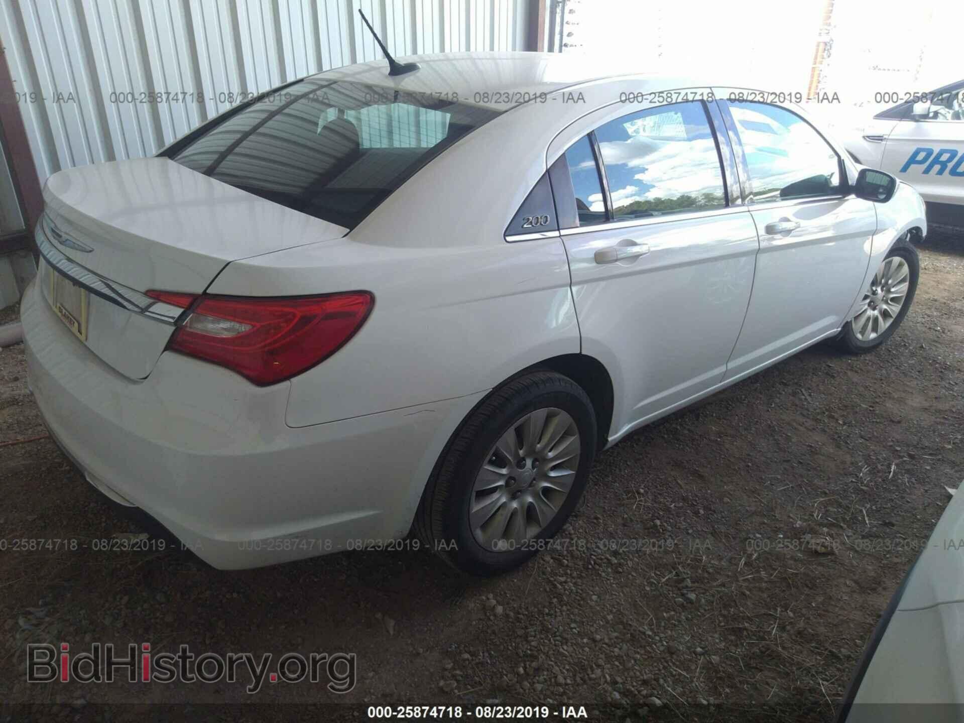 2014 CHRYSLER 200 - VIN: 1C3CCBAB6EN209094 - Фото 4