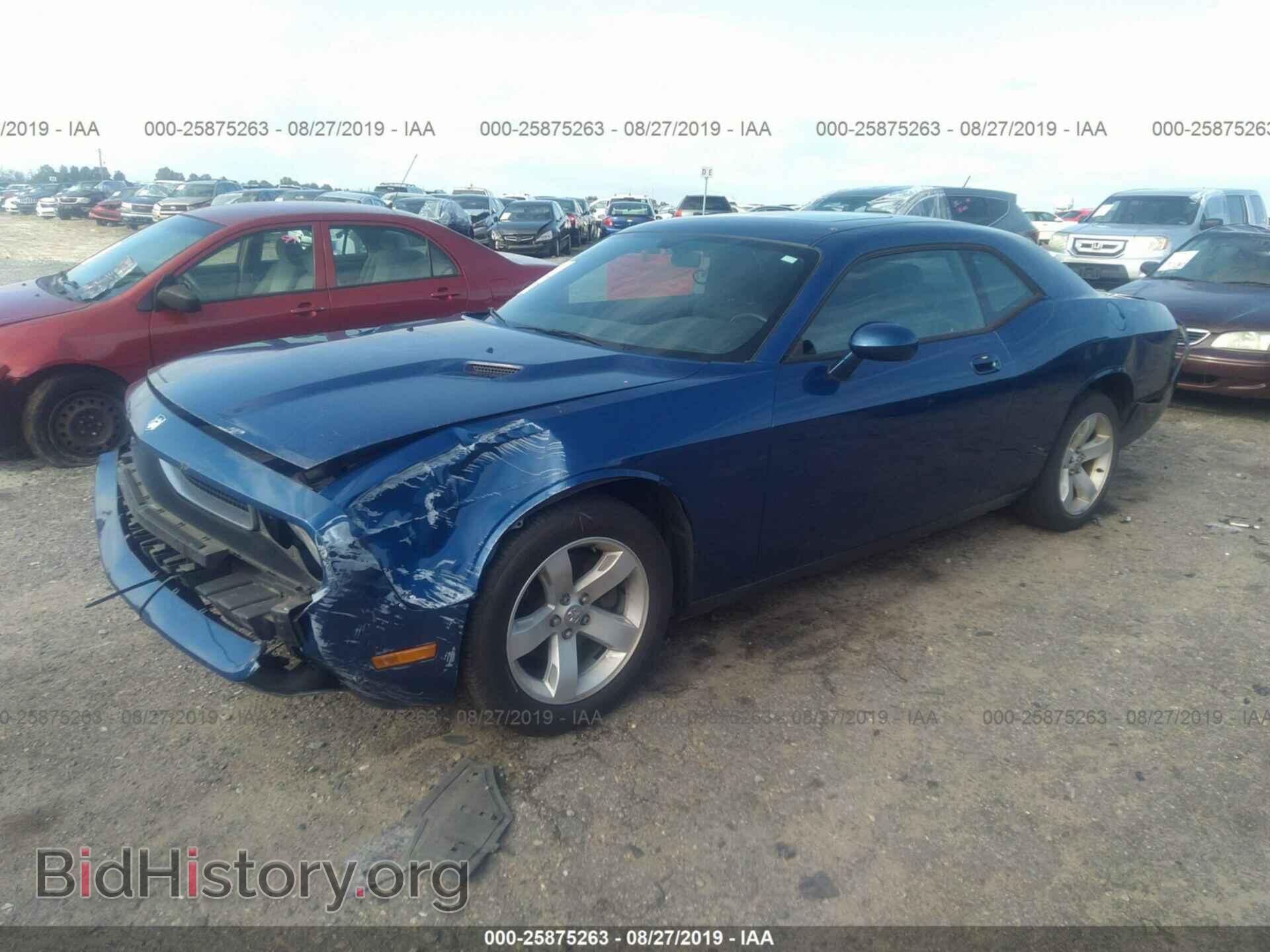 2010 DODGE CHALLENGER - VIN: 2B3CJ4DV2AH292823 - Photo 2