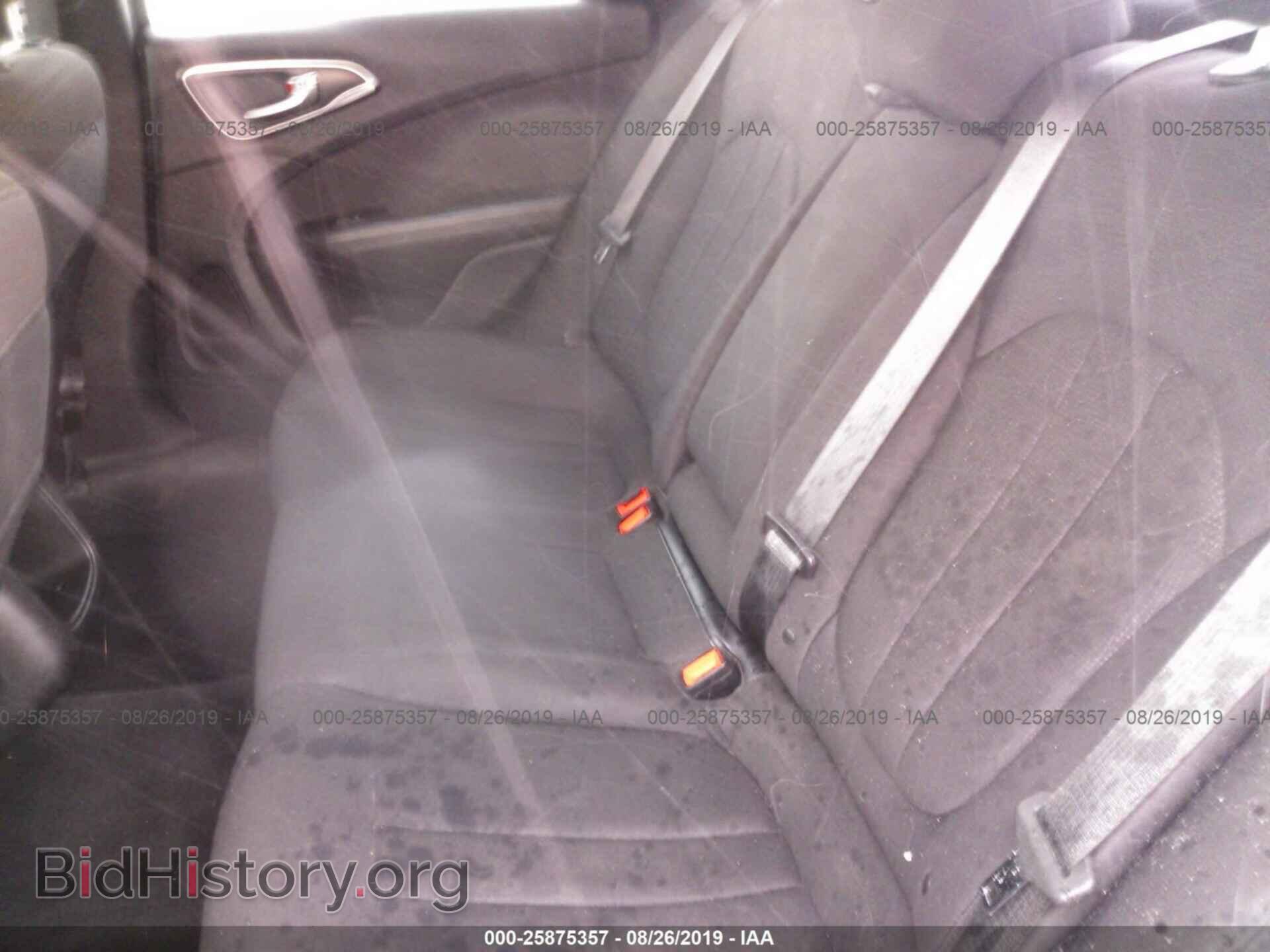 2016 CHRYSLER 200 - VIN: 1C3CCCAB1GN114080 - Фото 8