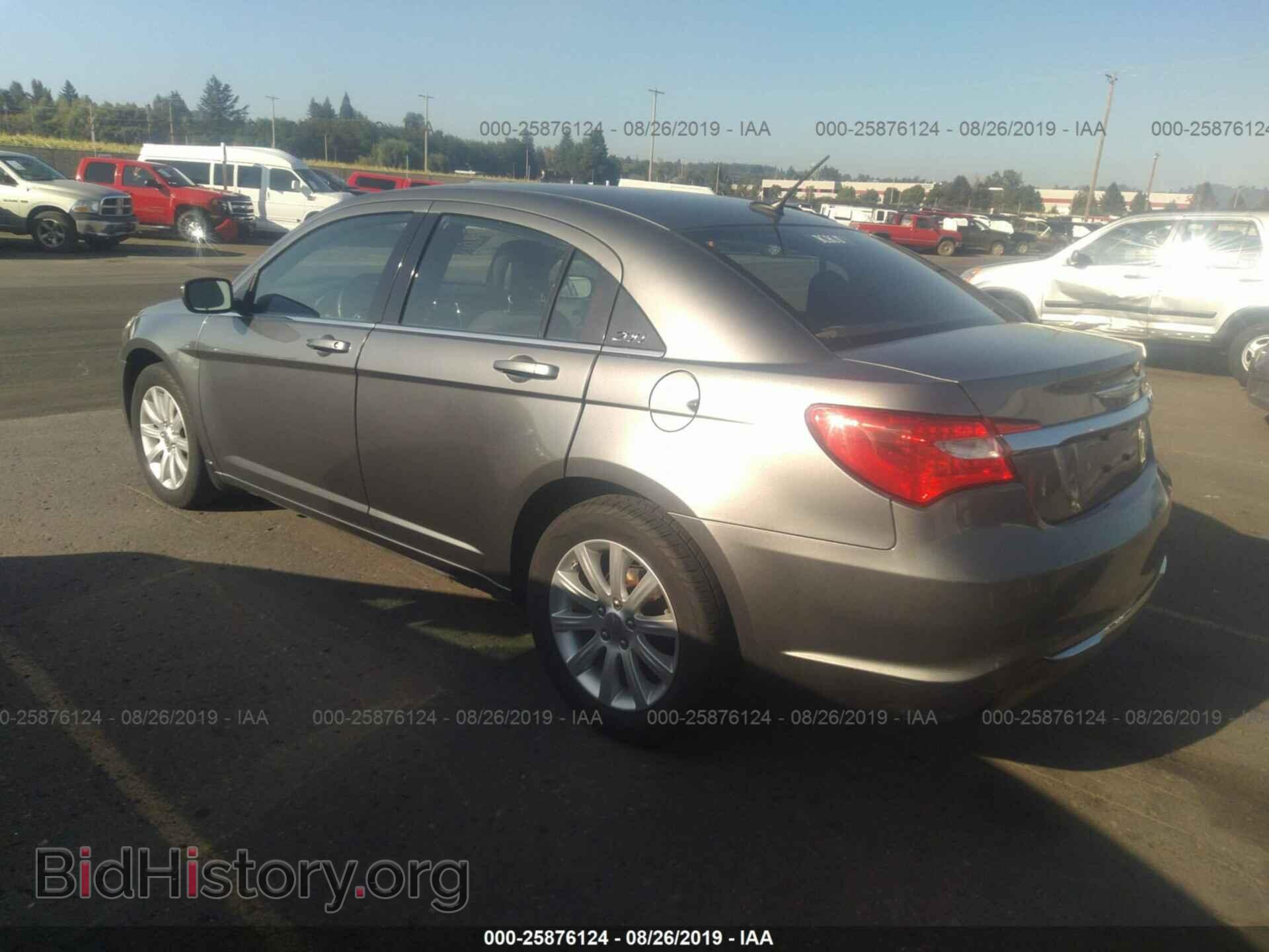 2013 CHRYSLER 200 - VIN: 1C3CCBBB5DN695717 - Photo 3