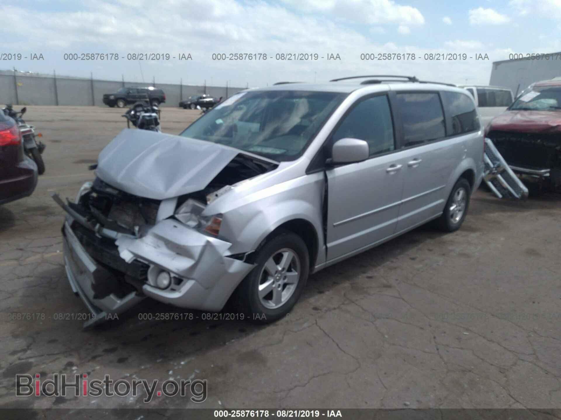 2010 DODGE GRAND CARAVAN - VIN: 2D4RN5D11AR409255 - Фото 2