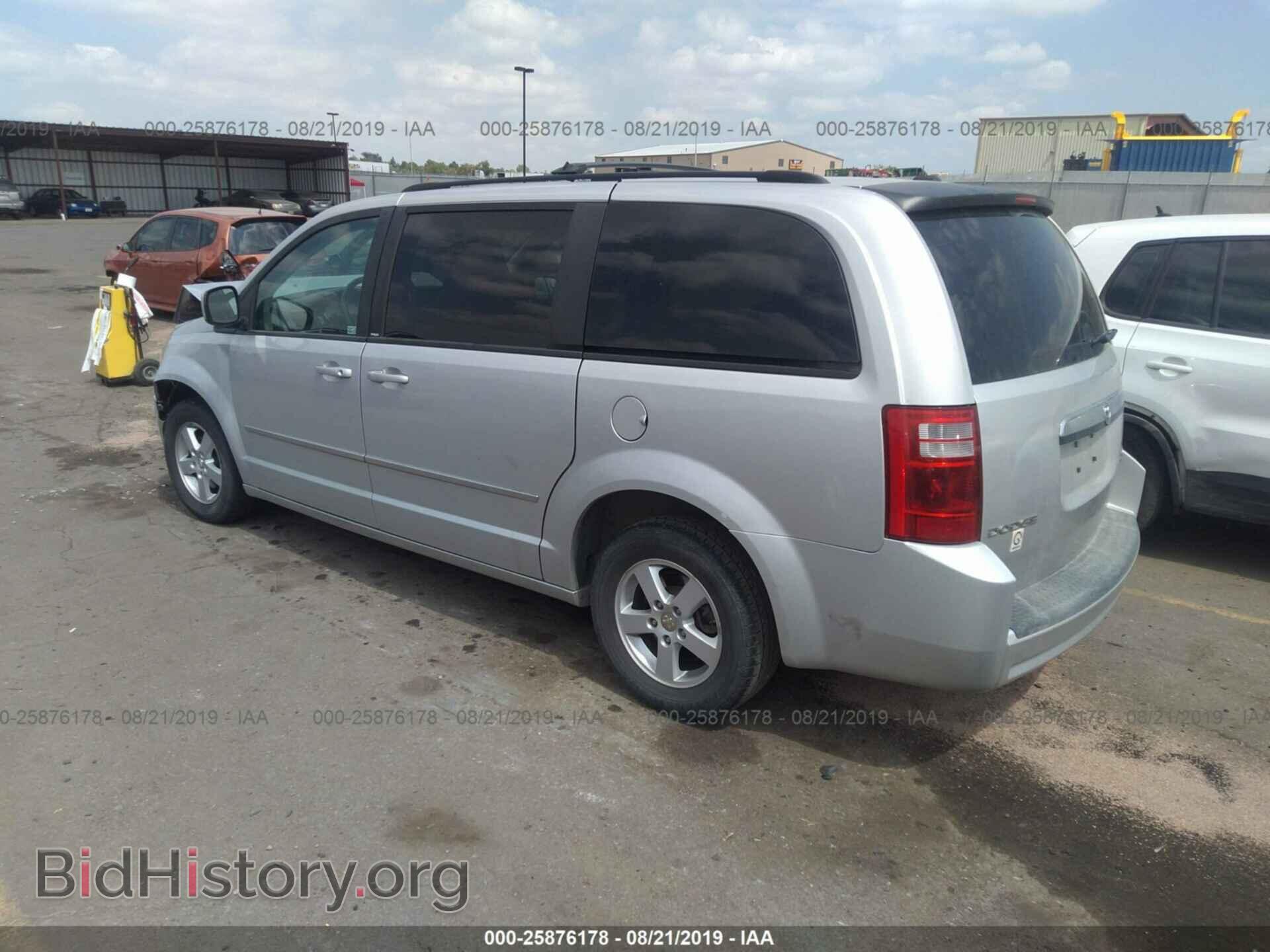 2010 DODGE GRAND CARAVAN - VIN: 2D4RN5D11AR409255 - Фото 3