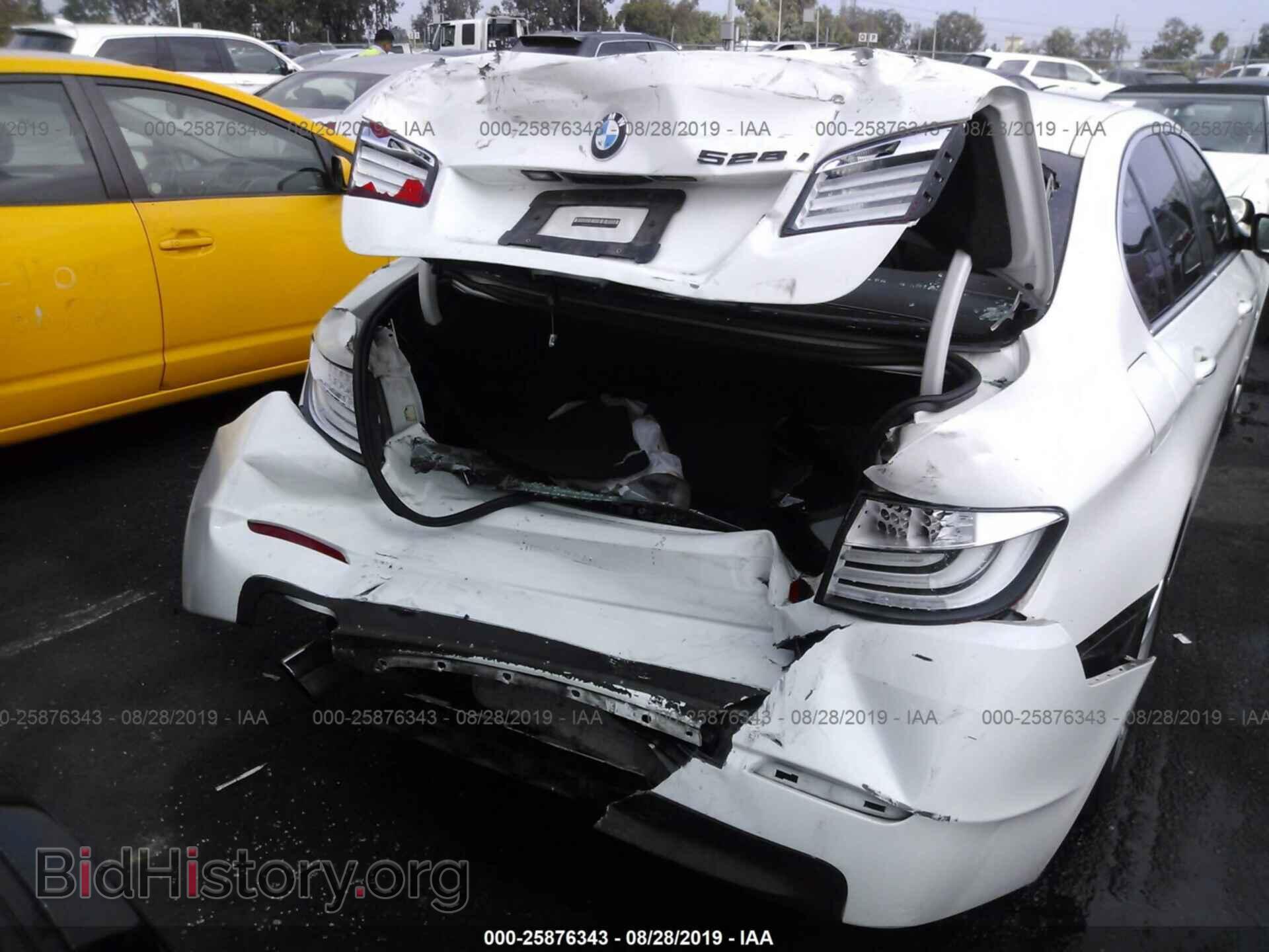 2011 BMW 528 - VIN: WBAFR1C55BC737626 - Фото 6