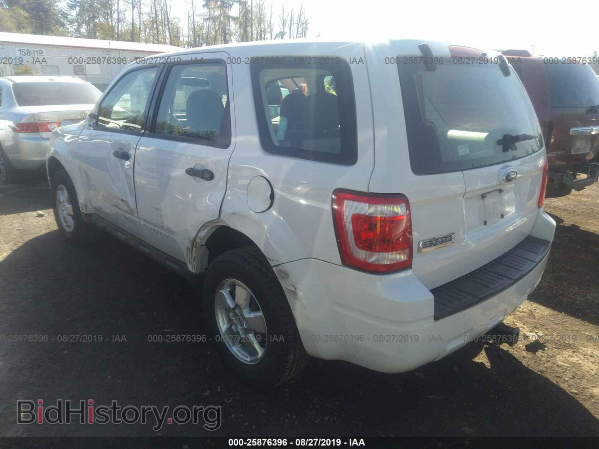 2009 FORD ESCAPE - VIN: 1FMCU02789KA32235 - Фото 3