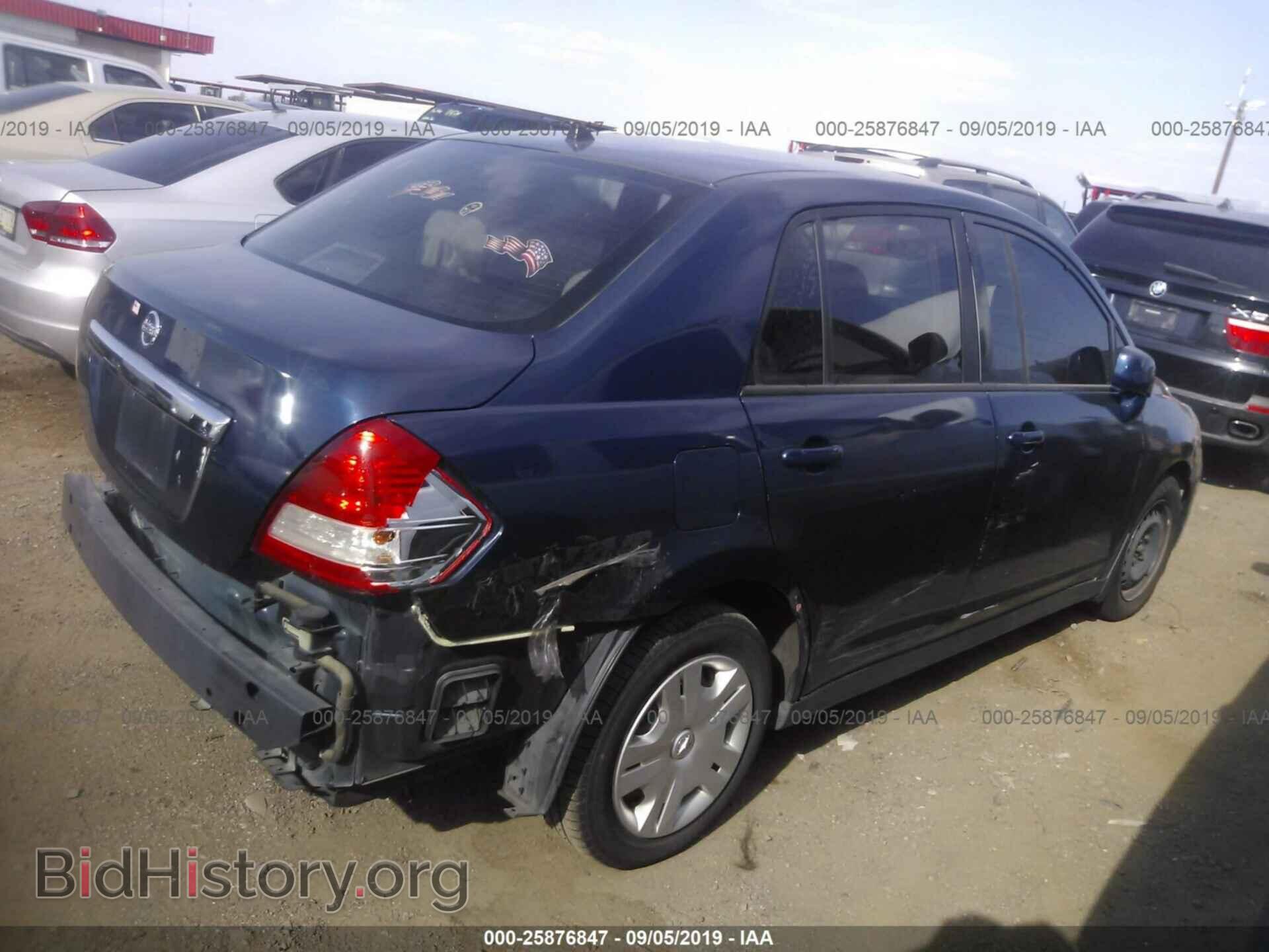 2010 NISSAN VERSA - VIN: 3N1BC1AP6AL417146 - Фото 4