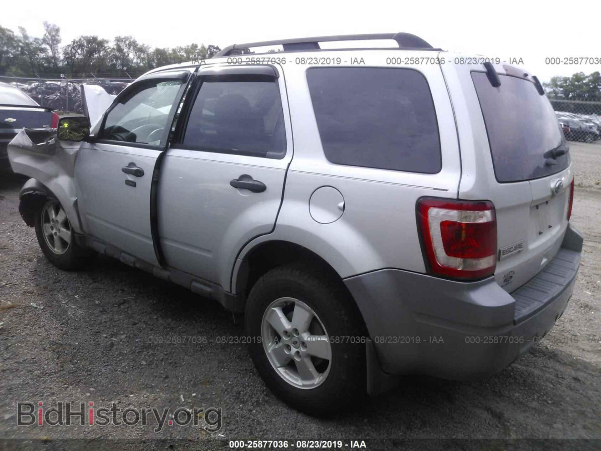 2011 FORD ESCAPE - VIN: 1FMCU9D72BKA79882 - Фото 3