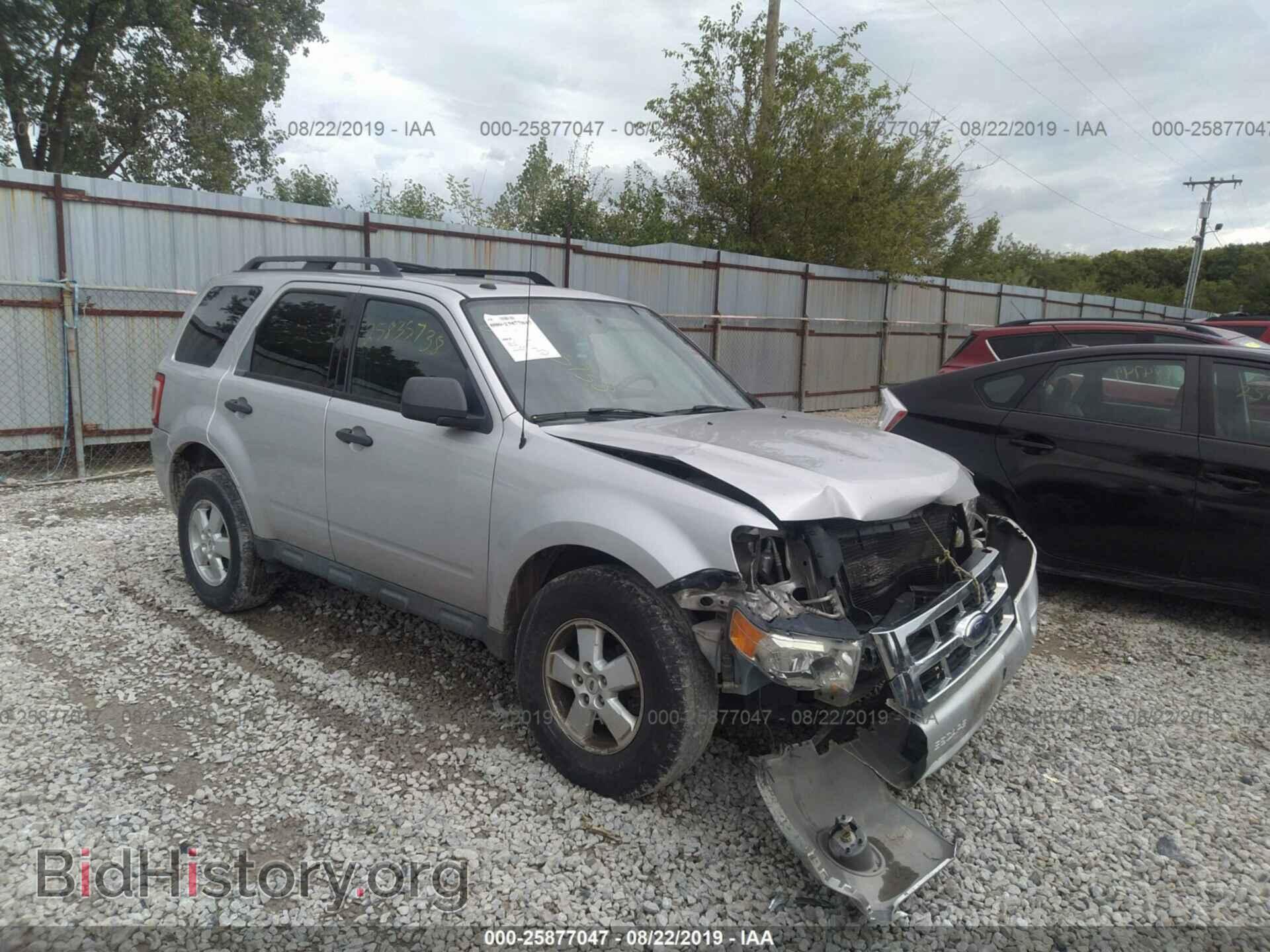 Фотография 1FMCU03789KA36090 - FORD ESCAPE 2009
