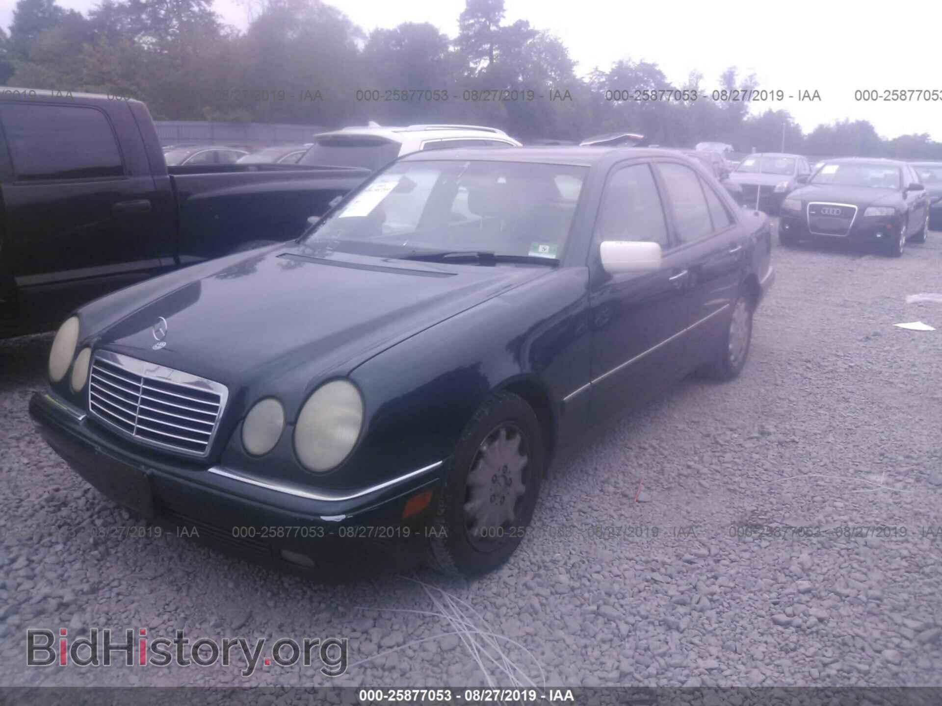 1996 MERCEDES-BENZ E - VIN: WDBJF55F7TJ011054 - Photo 2