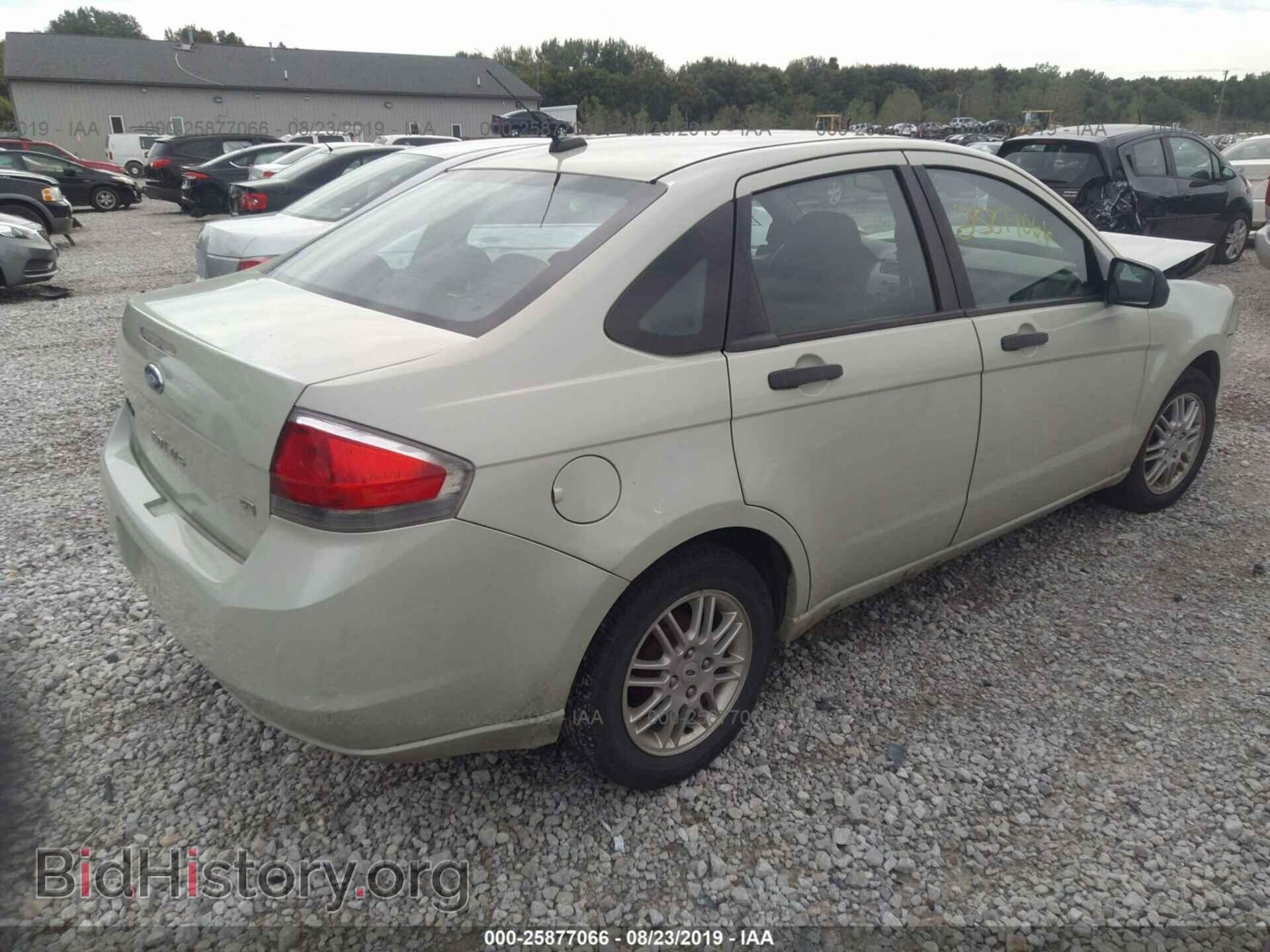 2011 FORD FOCUS - VIN: 1FAHP3FN9BW145479 - Фото 4