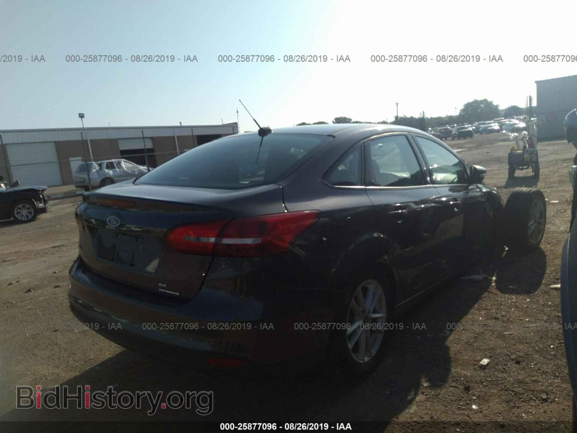 2016 FORD FOCUS - VIN: 1FADP3F2XGL351102 - Фото 4