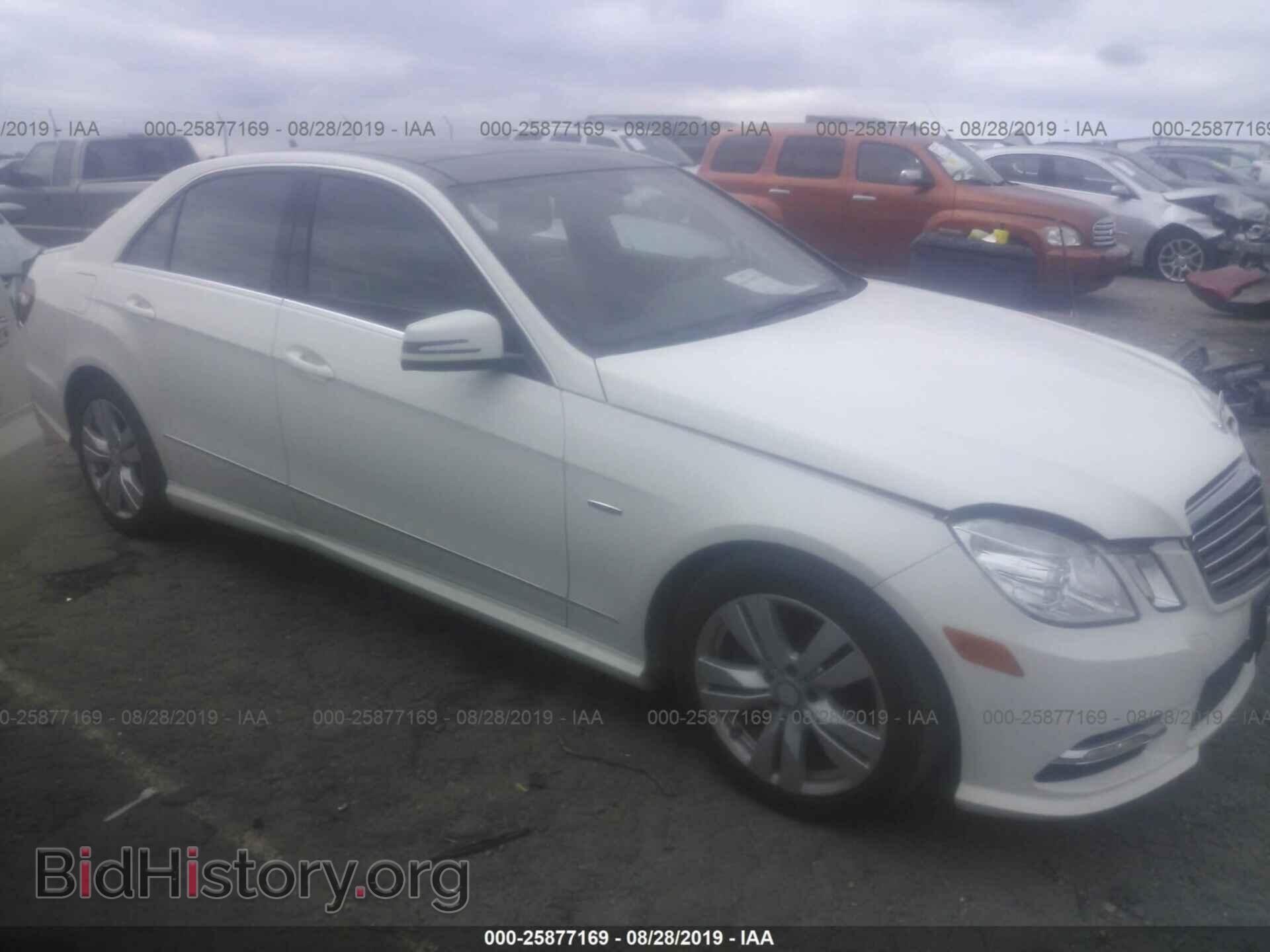 Photo WDDHF2EB4CA589954 - MERCEDES-BENZ E 2012