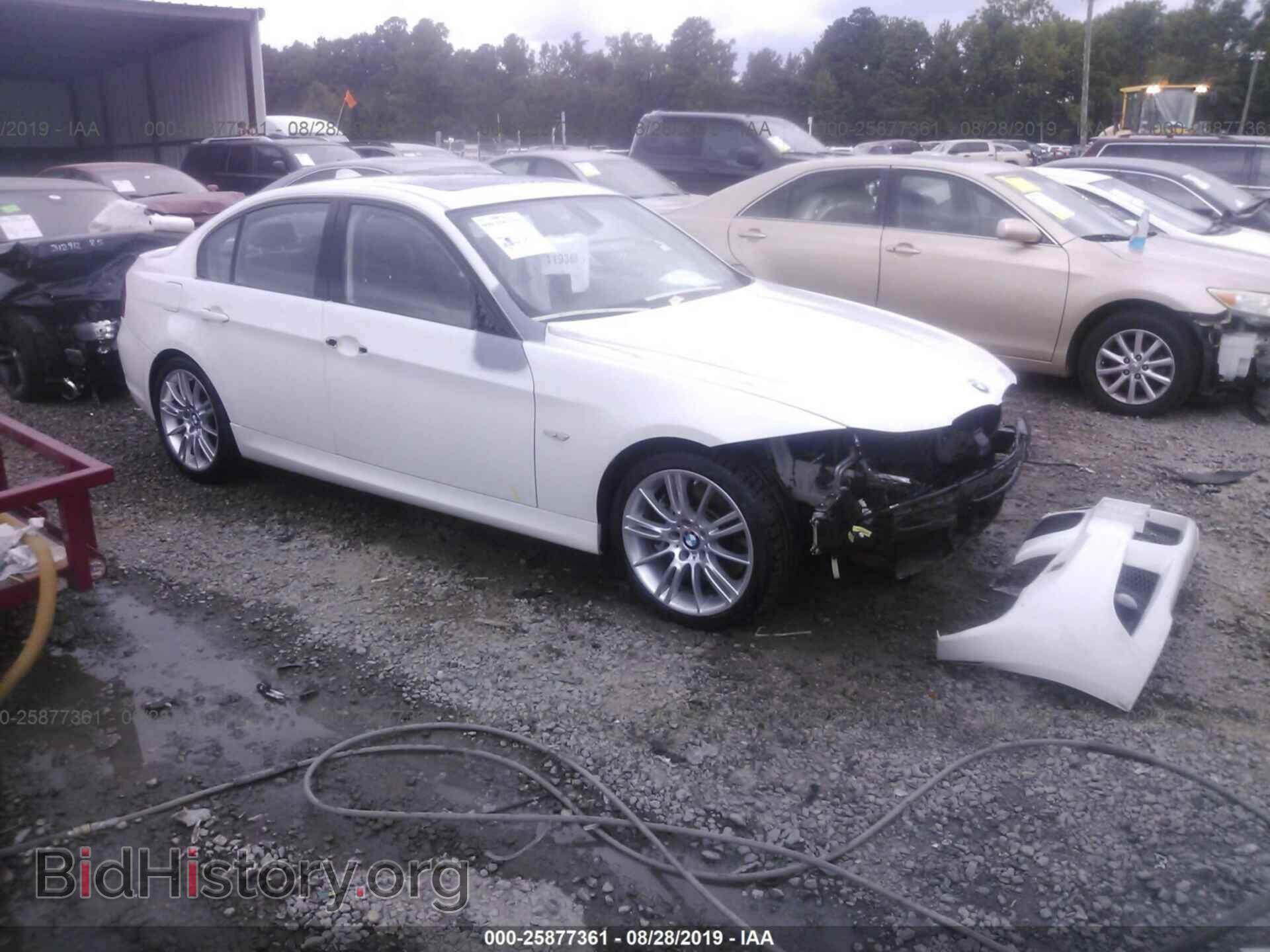 Фотография WBAPL33569A515541 - BMW 335 2009