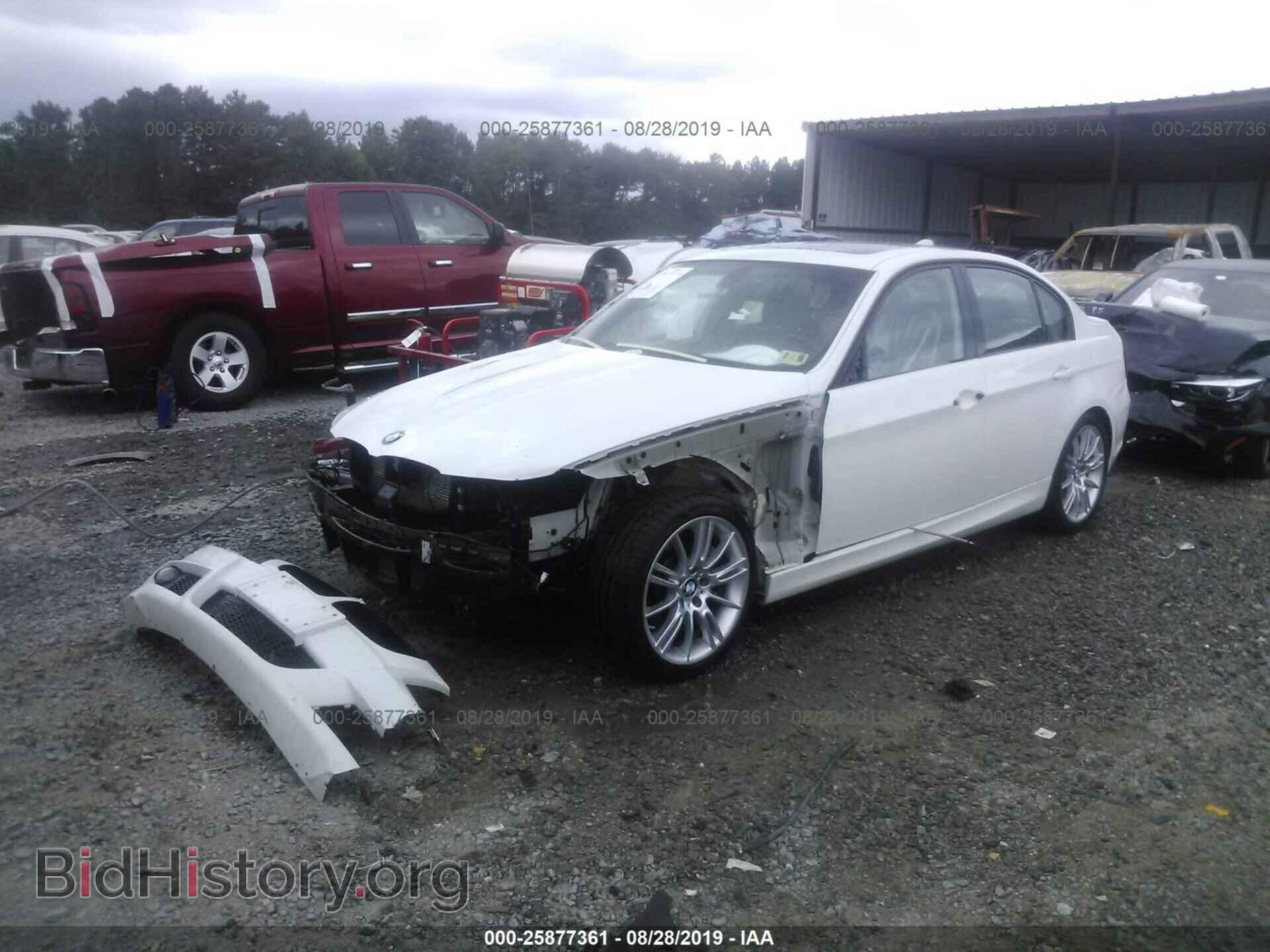 2009 BMW 335 - VIN: WBAPL33569A515541 - Фото 2