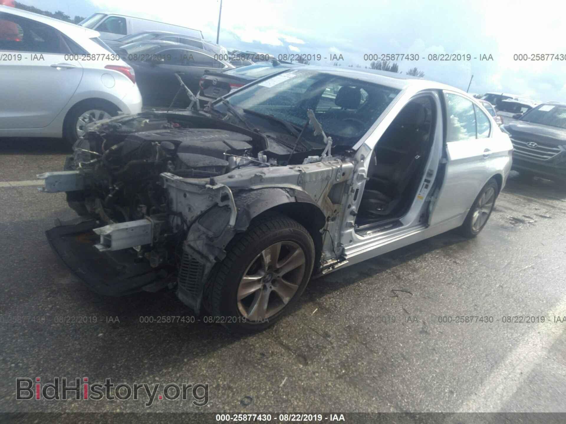 2011 BMW 528 - VIN: WBAFR1C50BC743253 - Фото 2