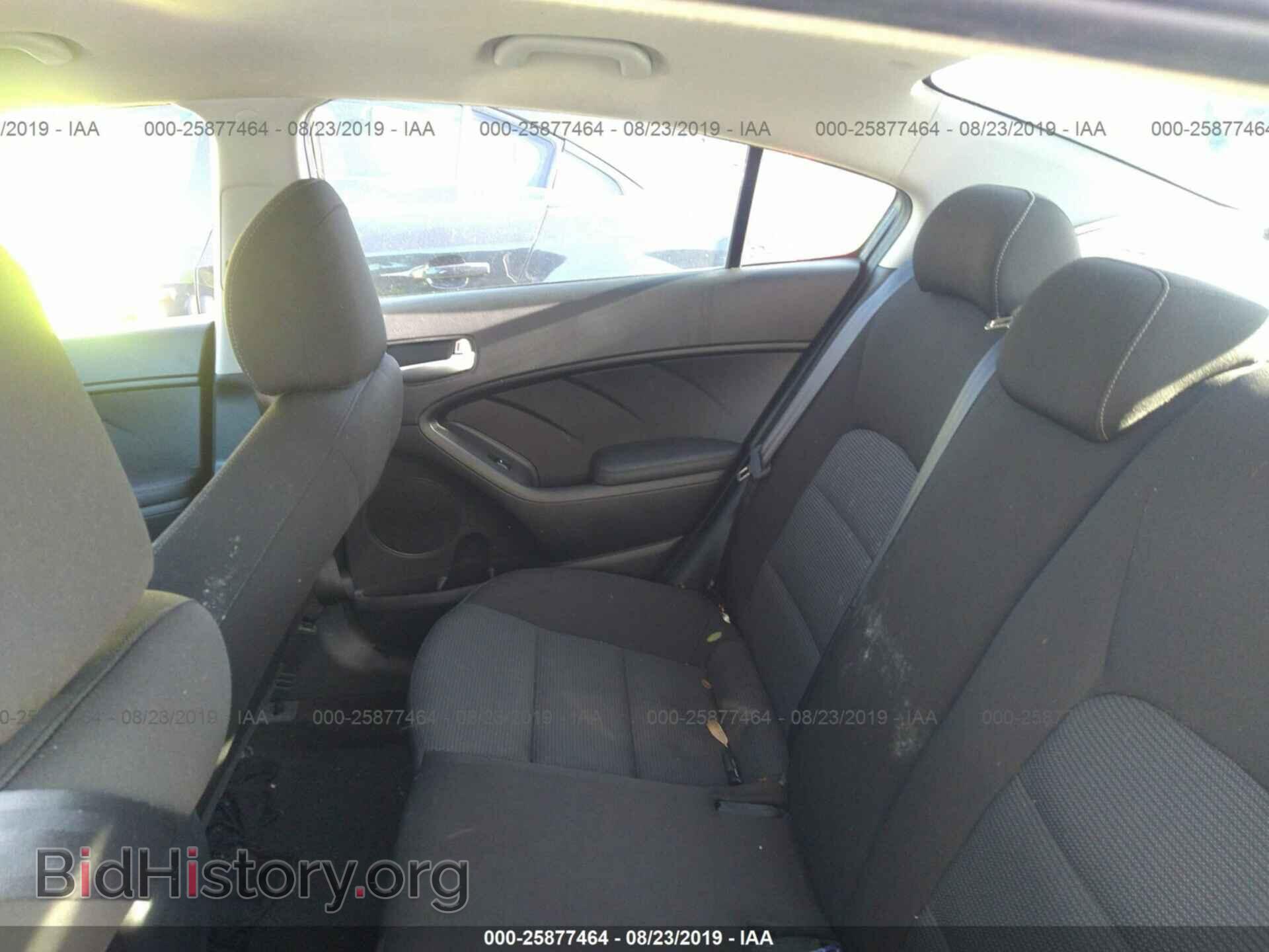 2017 KIA FORTE - VIN: 3KPFK4A71HE083125 - Photo 8