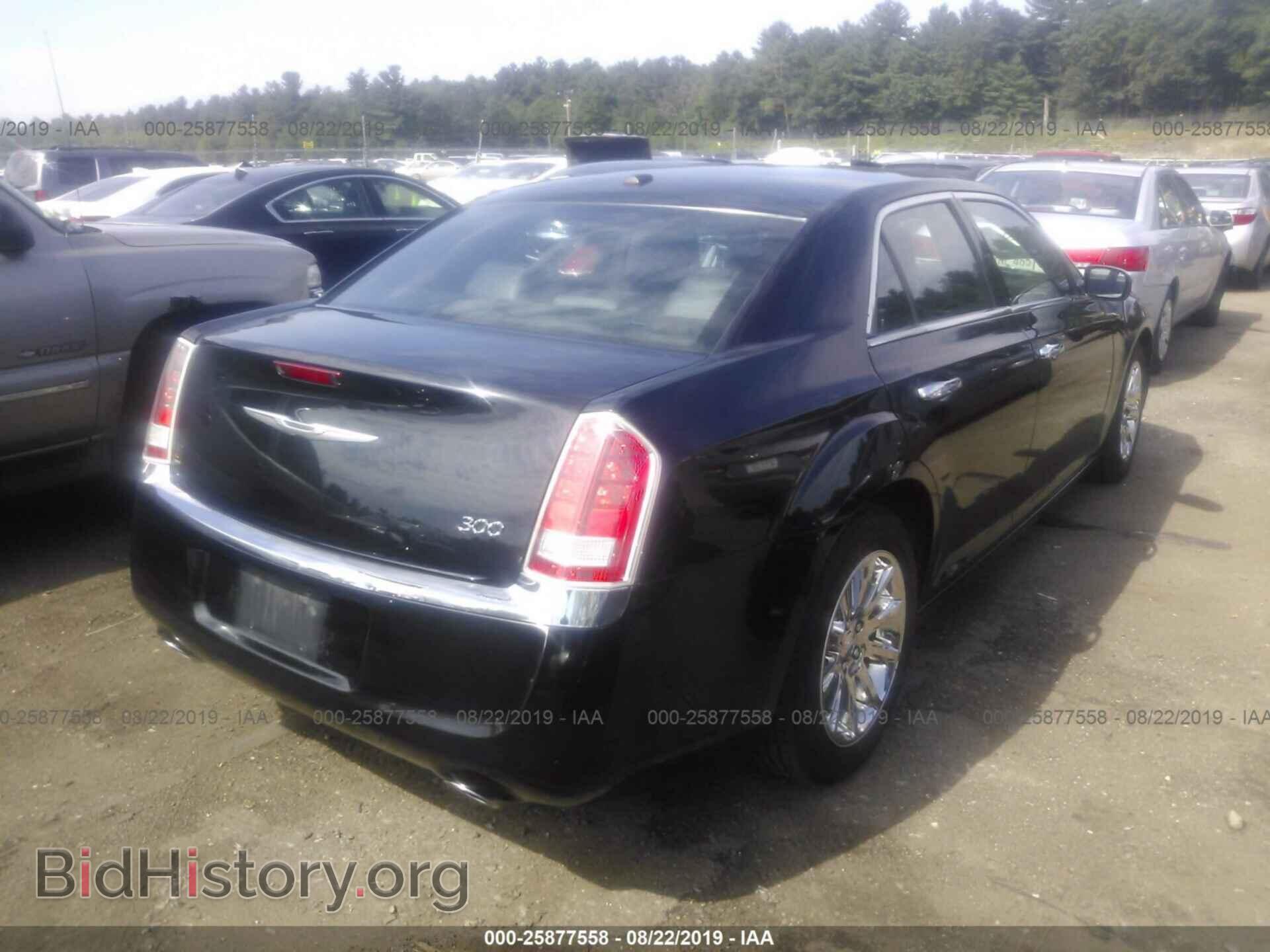 2014 CHRYSLER 300 - VIN: 2C3CCAAG6EH341660 - Фото 4
