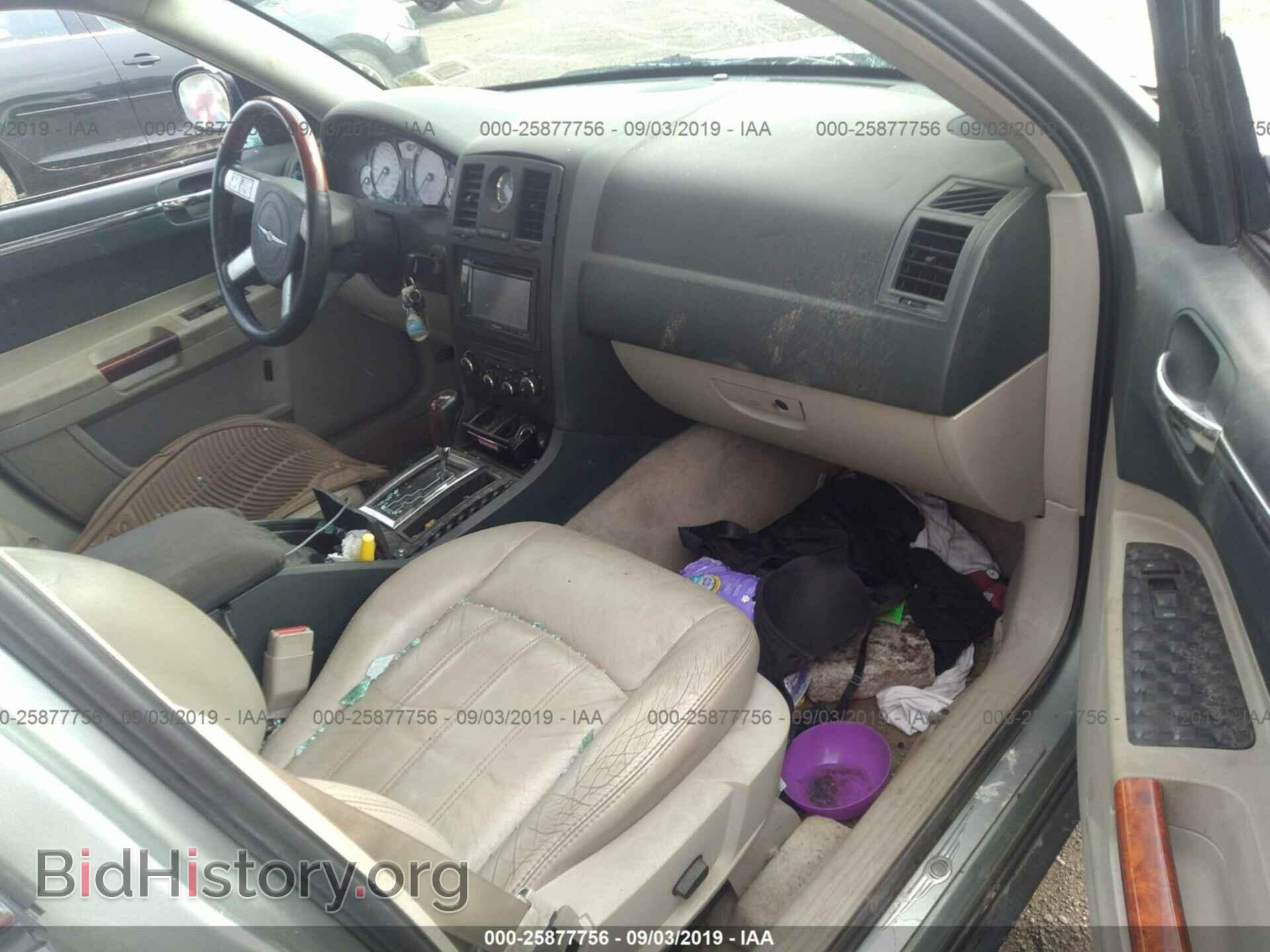 2005 CHRYSLER 300C - VIN: 2C3AA63H05H173885 - Фото 5