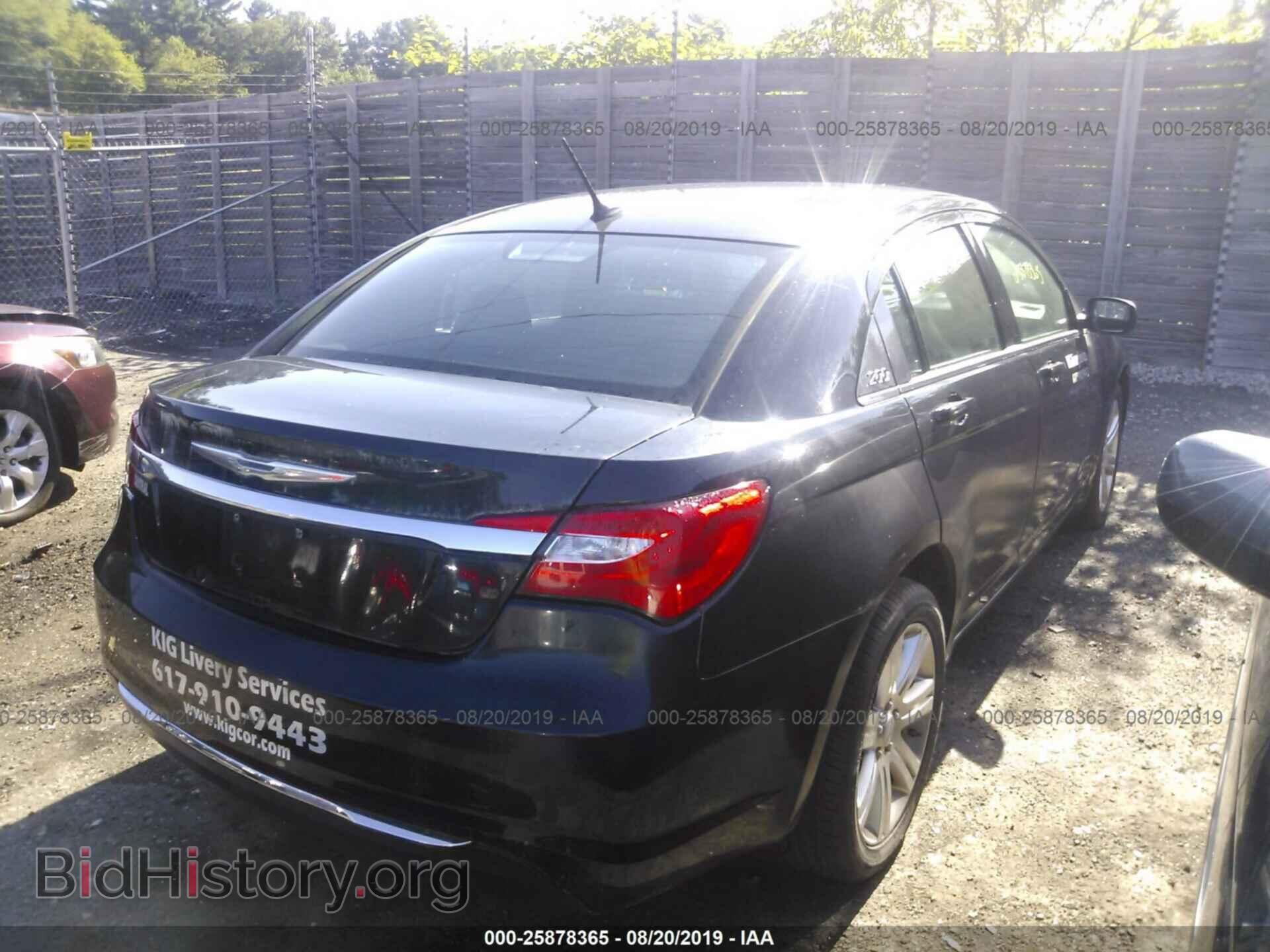 2013 CHRYSLER 200 - VIN: 1C3CCBAB4DN705901 - Фото 4