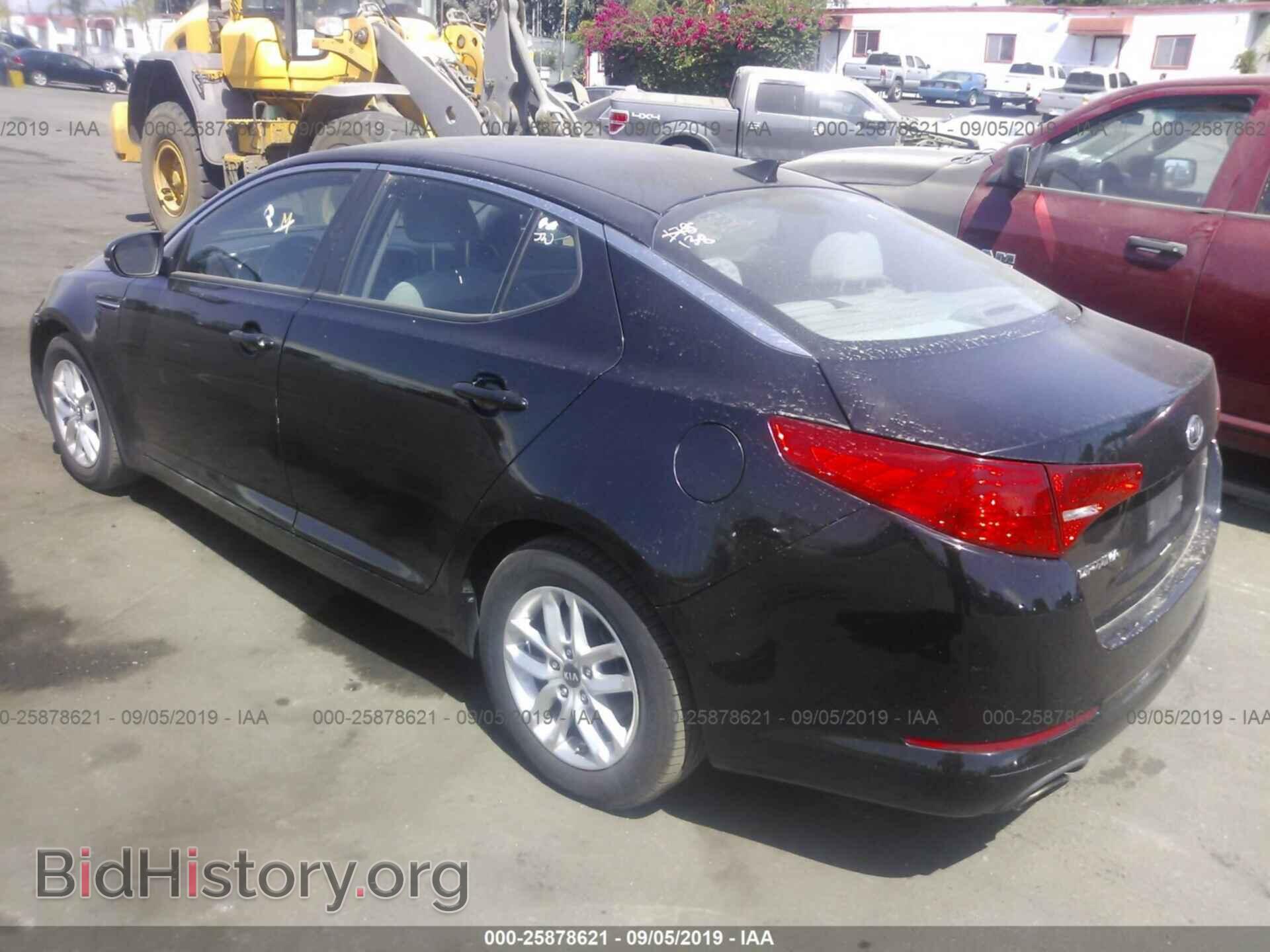 2011 KIA OPTIMA - VIN: KNAGM4A75B5156026 - Photo 3