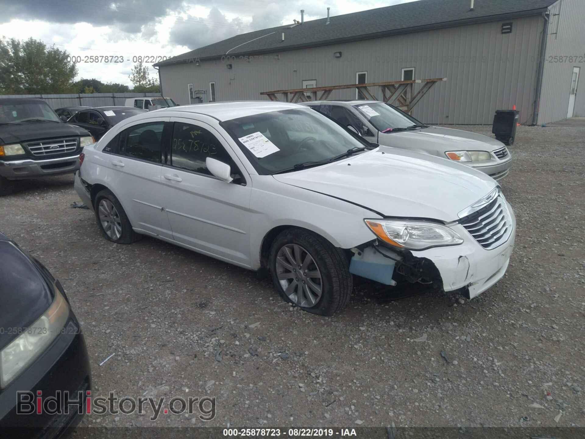 Фотография 1C3CCBBG6CN130743 - CHRYSLER 200 2012