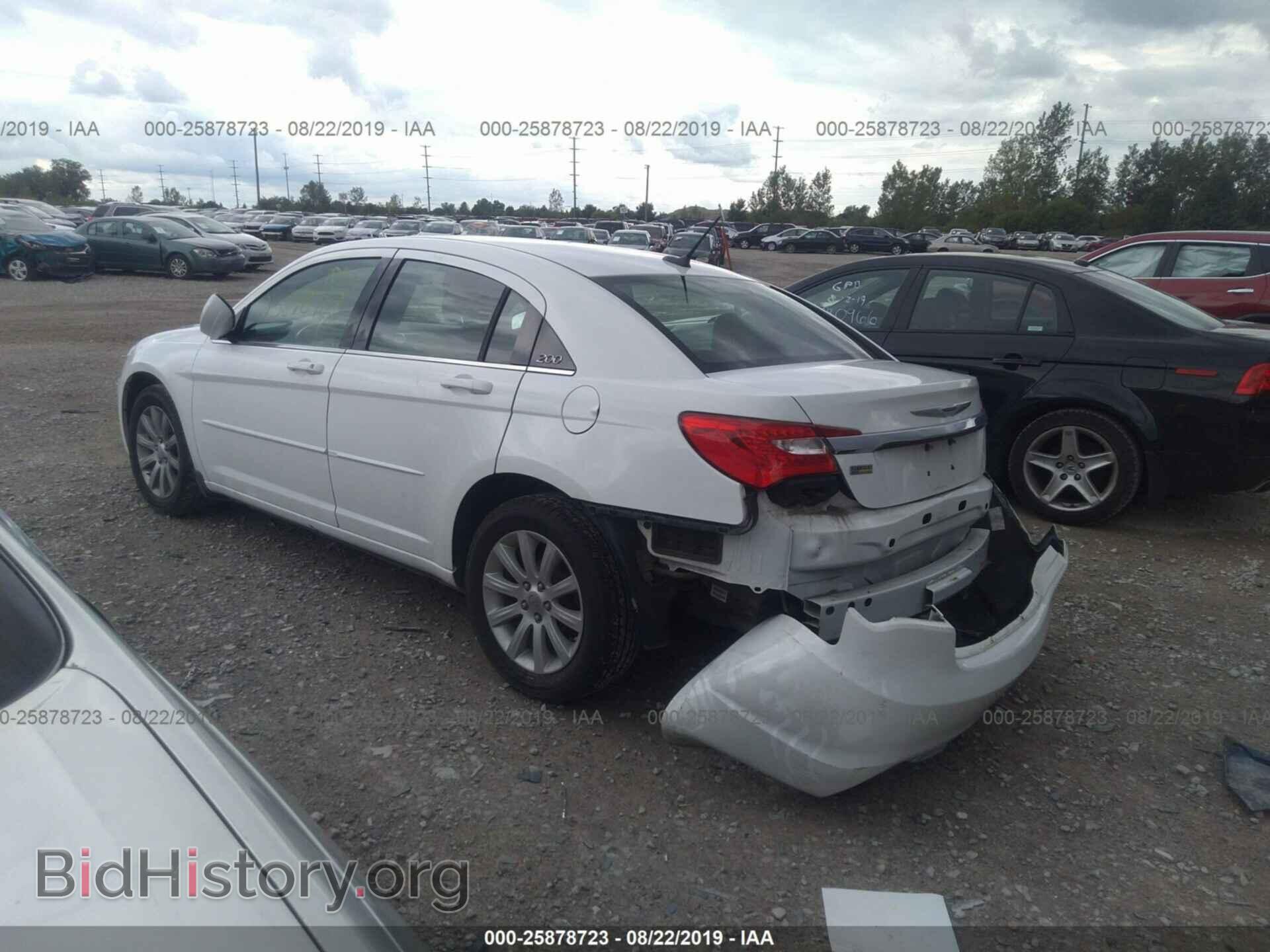2012 CHRYSLER 200 - VIN: 1C3CCBBG6CN130743 - Фото 3