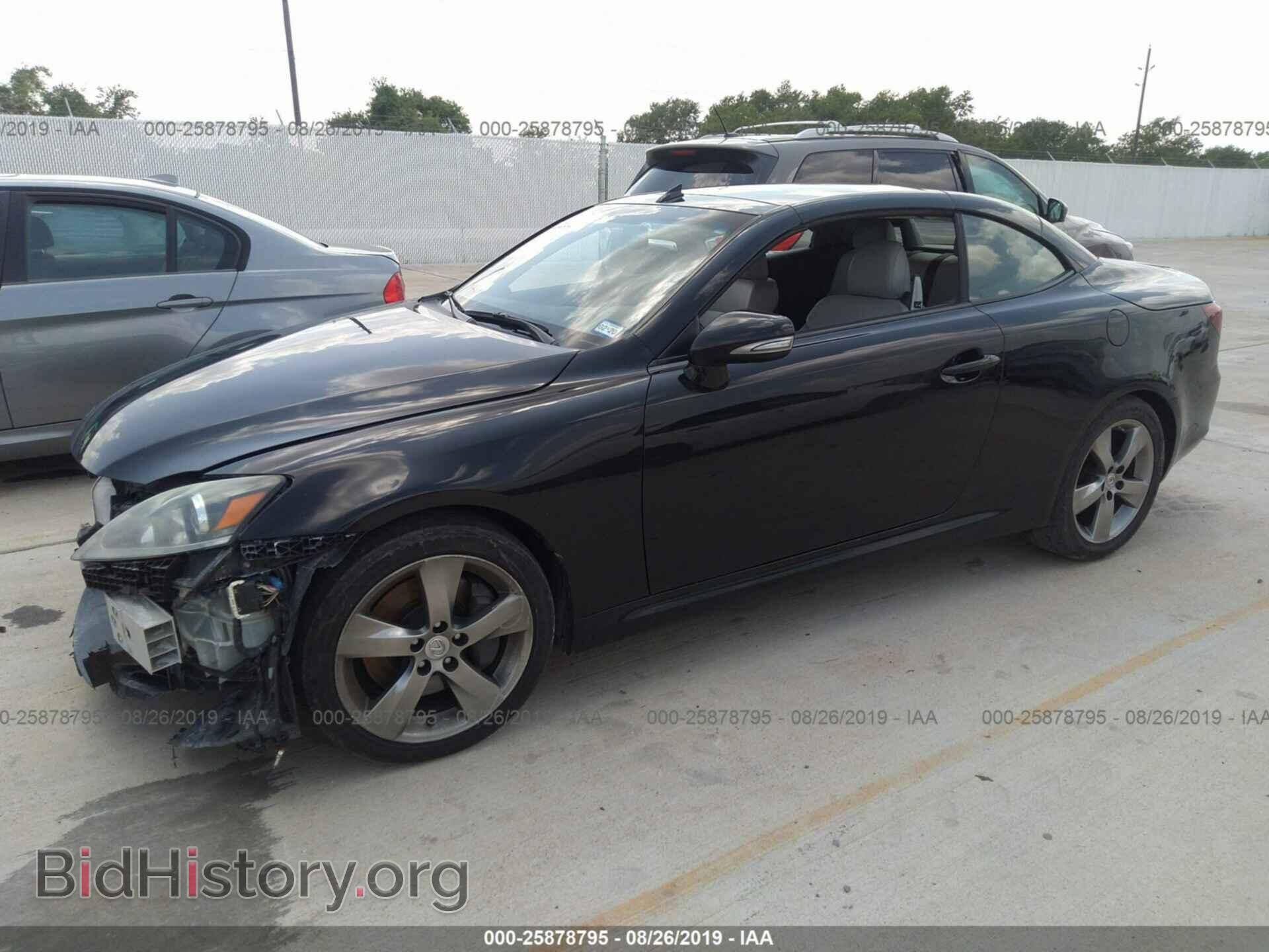 2011 LEXUS IS - VIN: JTHFE2C26B2506734 - Photo 2