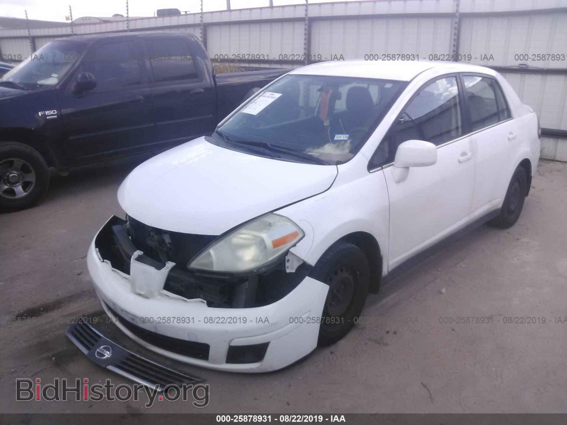 2008 NISSAN VERSA - VIN: 3N1BC11E88L411700 - Фото 2