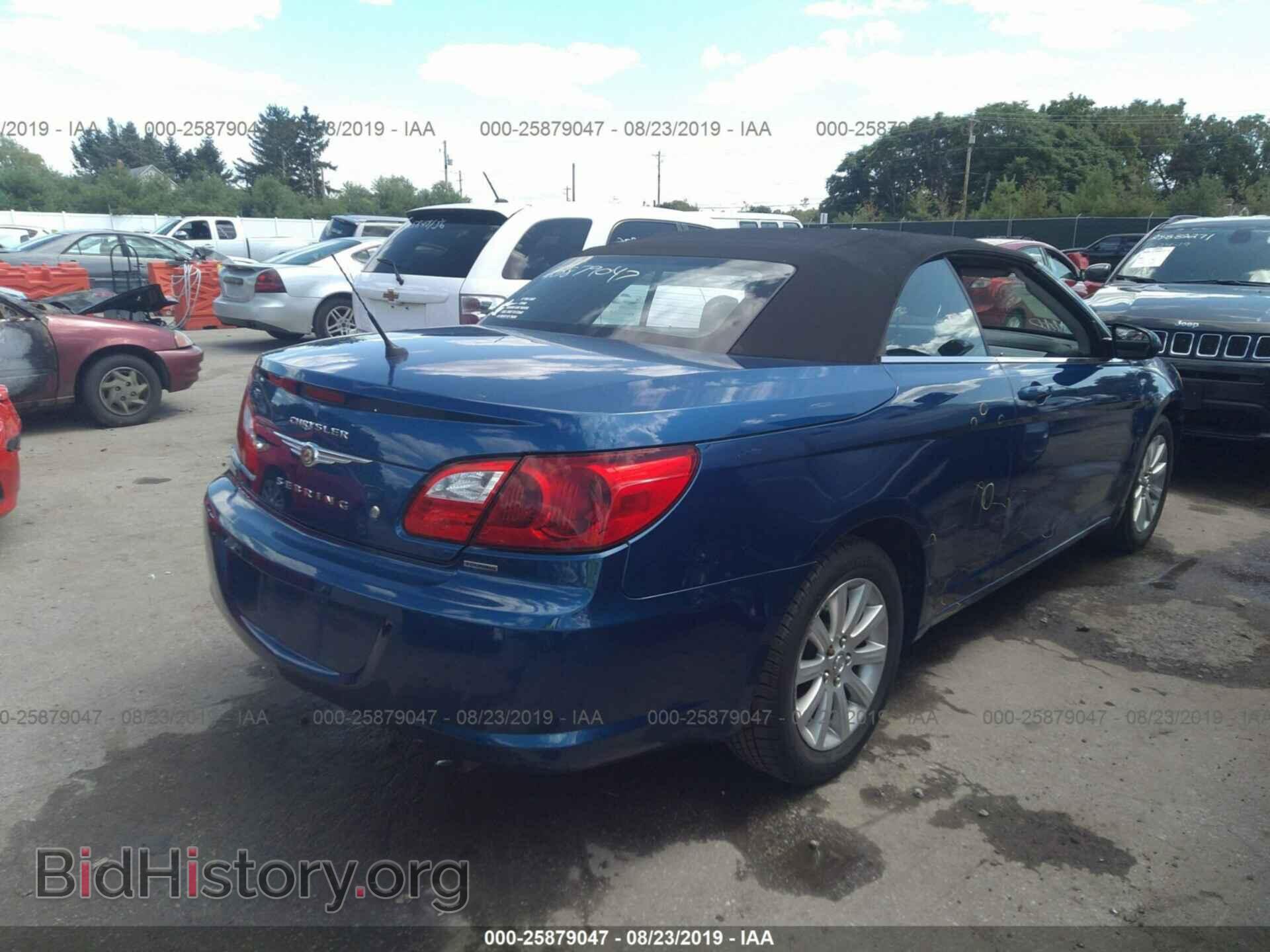 2010 CHRYSLER SEBRING - VIN: 1C3BC5ED7AN166565 - Фото 4