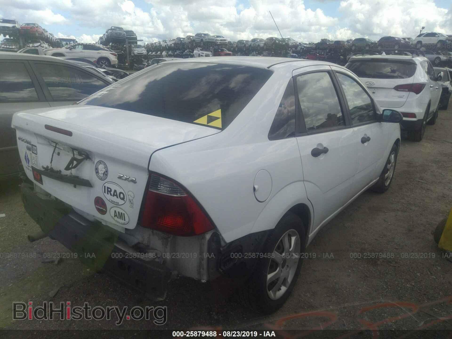 2005 FORD FOCUS - VIN: 1FAFP34N35W224760 - Фото 4