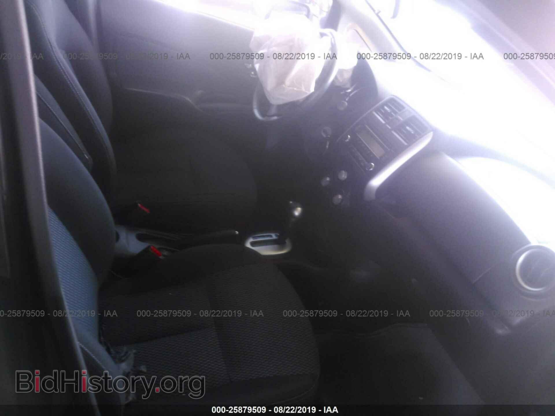 2014 NISSAN VERSA NOTE - VIN: 3N1CE2CP5EL432194 - Фото 5
